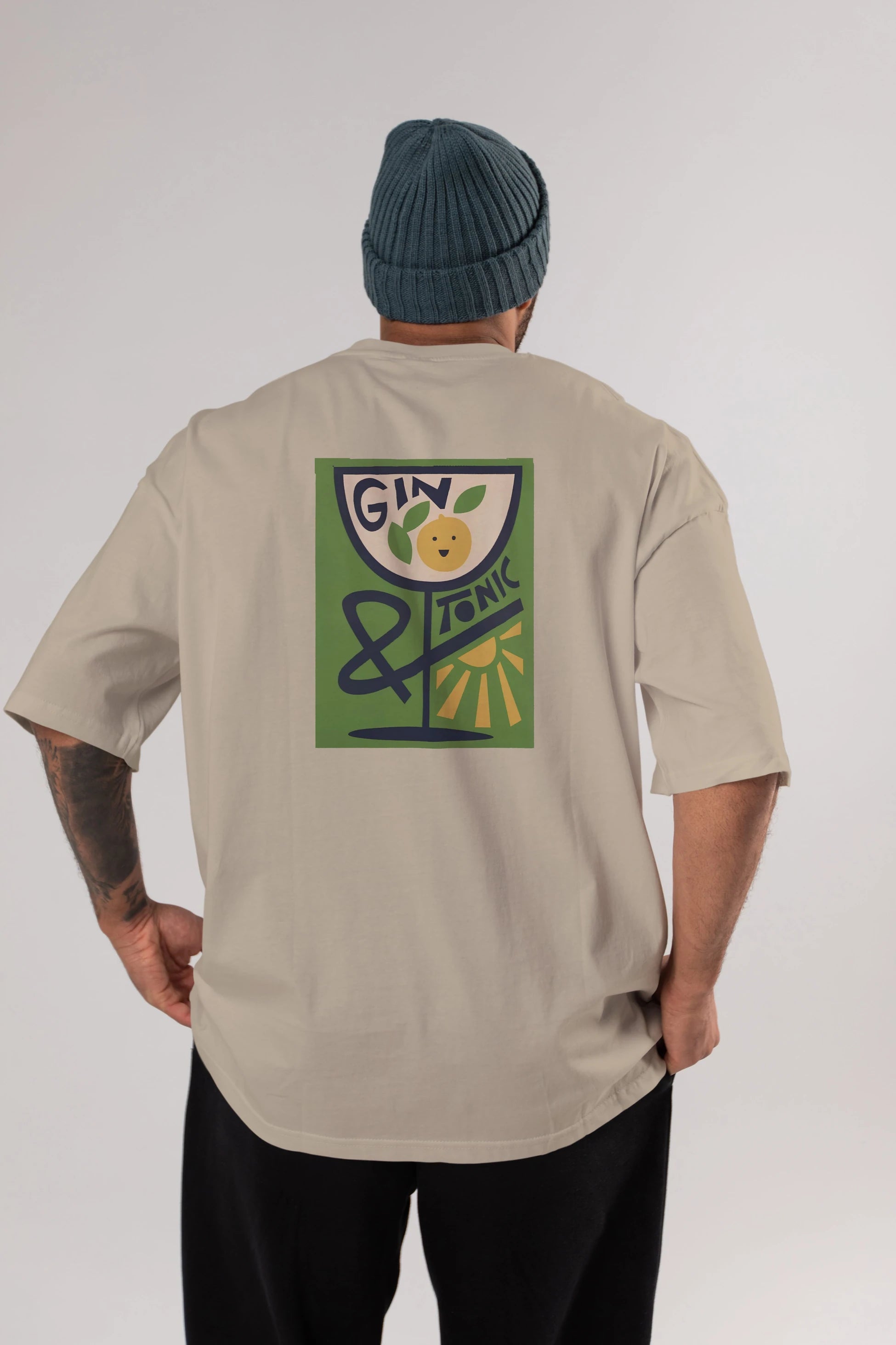 Gin Tonic 3 Arka Baskılı Oversize t-shirt Erkek Kadın Unisex %100 Pamuk Bisiklet Yaka tişort