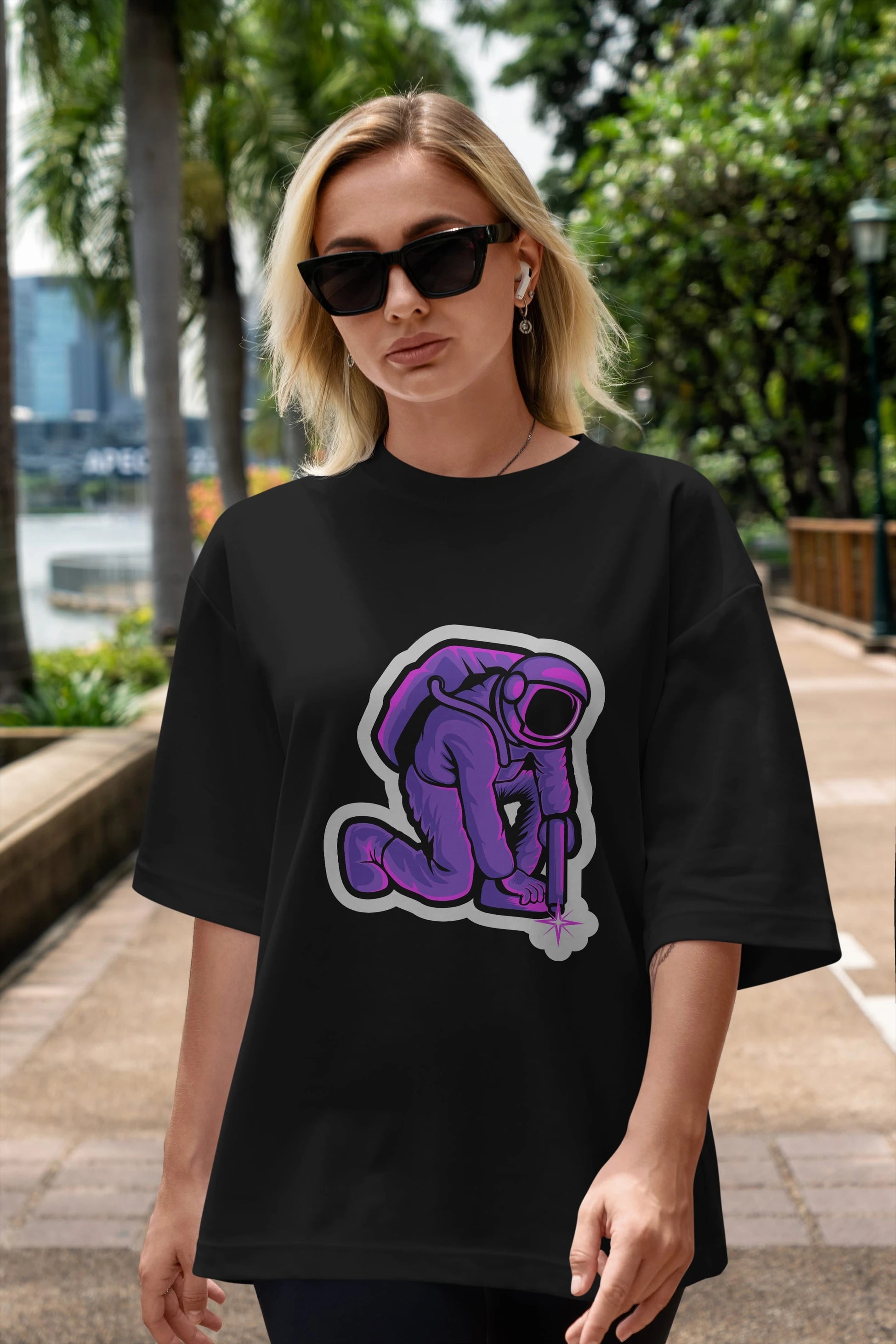 Welding in Space Sticker Ön Baskılı Oversize t-shirt Erkek Kadın Unisex