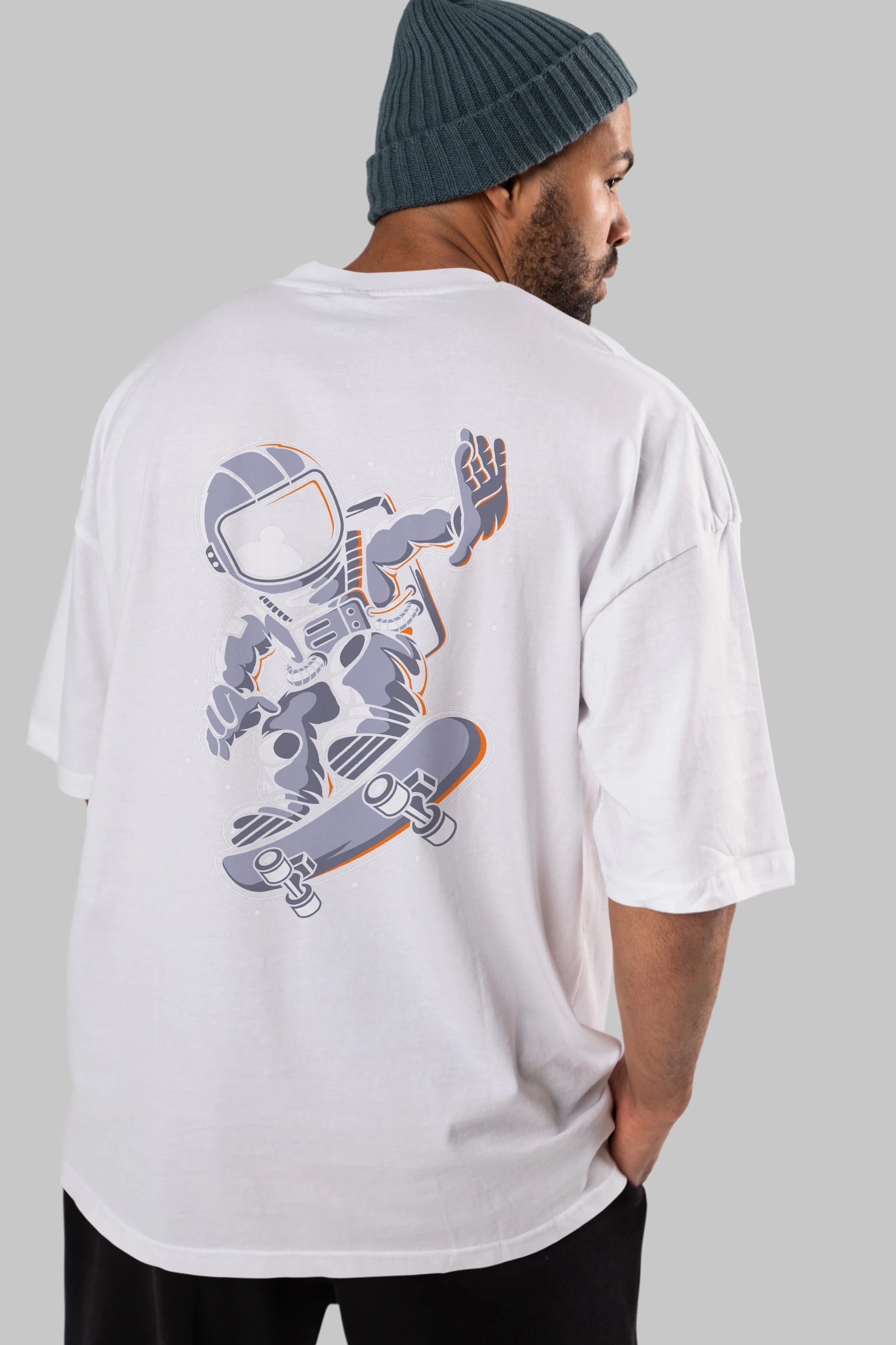 Astronaut Skateboard Arka Baskılı Oversize t-shirt Erkek Kadın Unisex