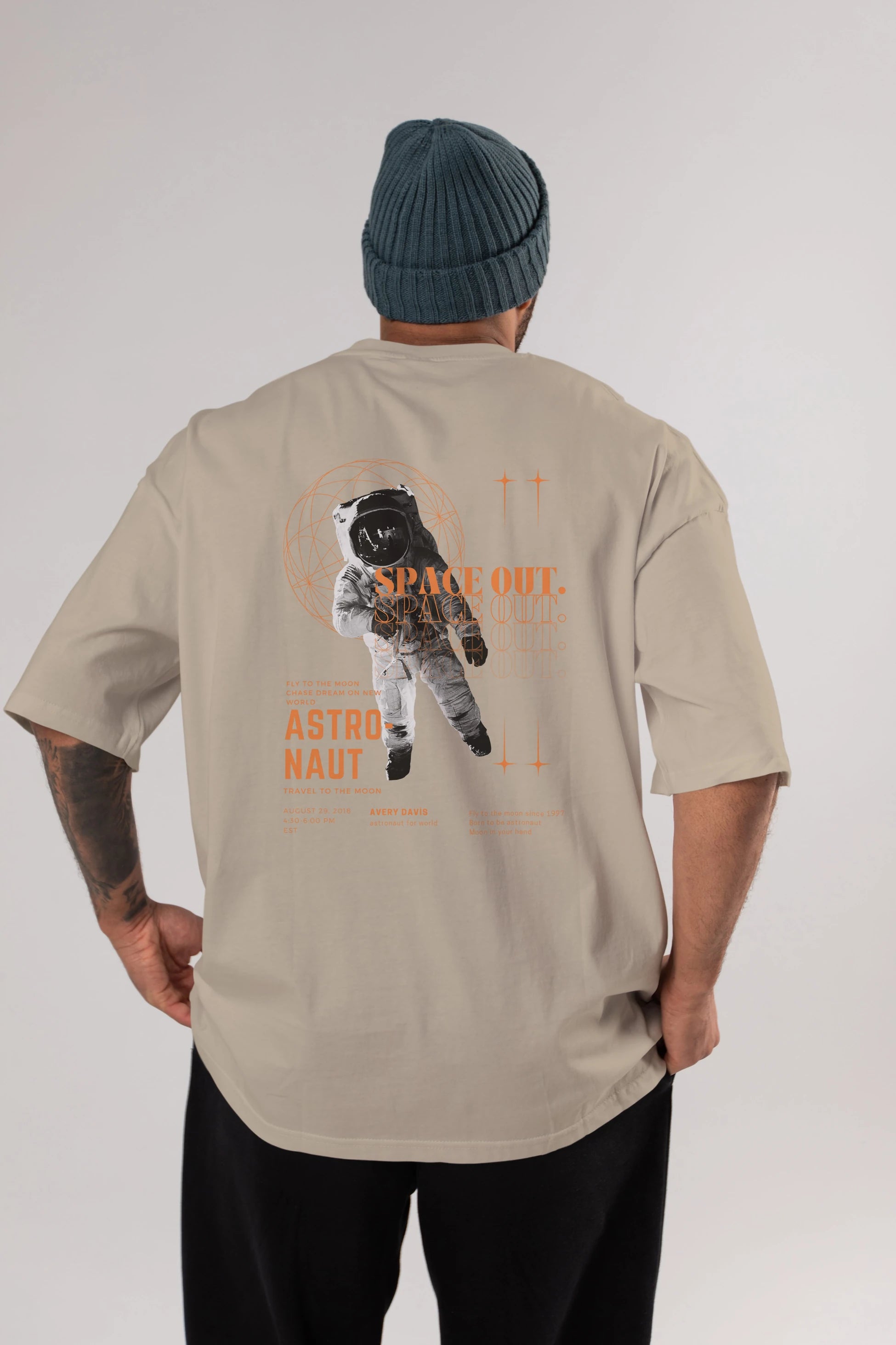 Astronaut Space Out Yazılı Arka Baskılı Oversize t-shirt Erkek Kadın Unisex