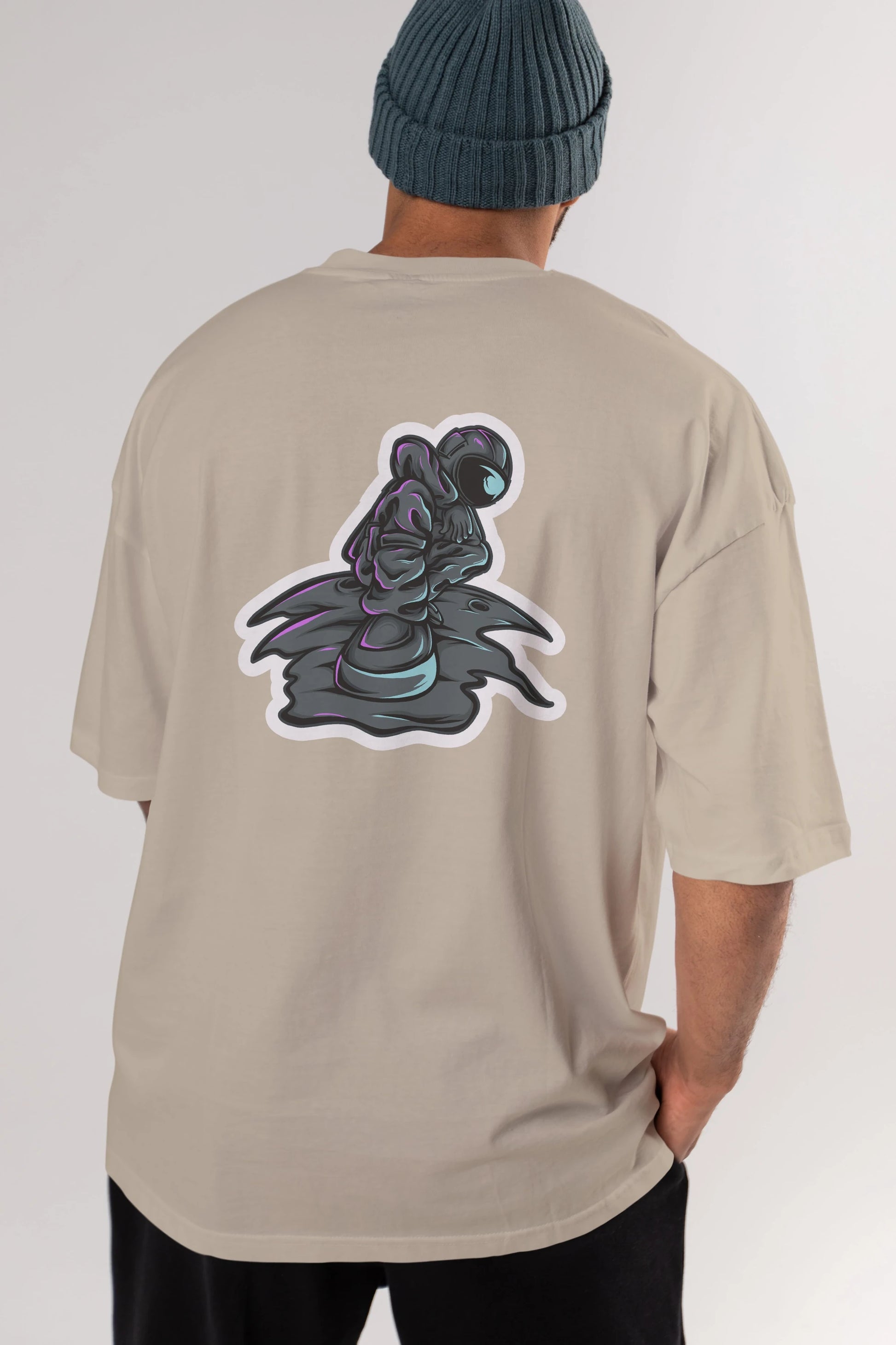 Stylish Astronaut Sticker Arka Baskılı Oversize t-shirt Erkek Kadın Unisex