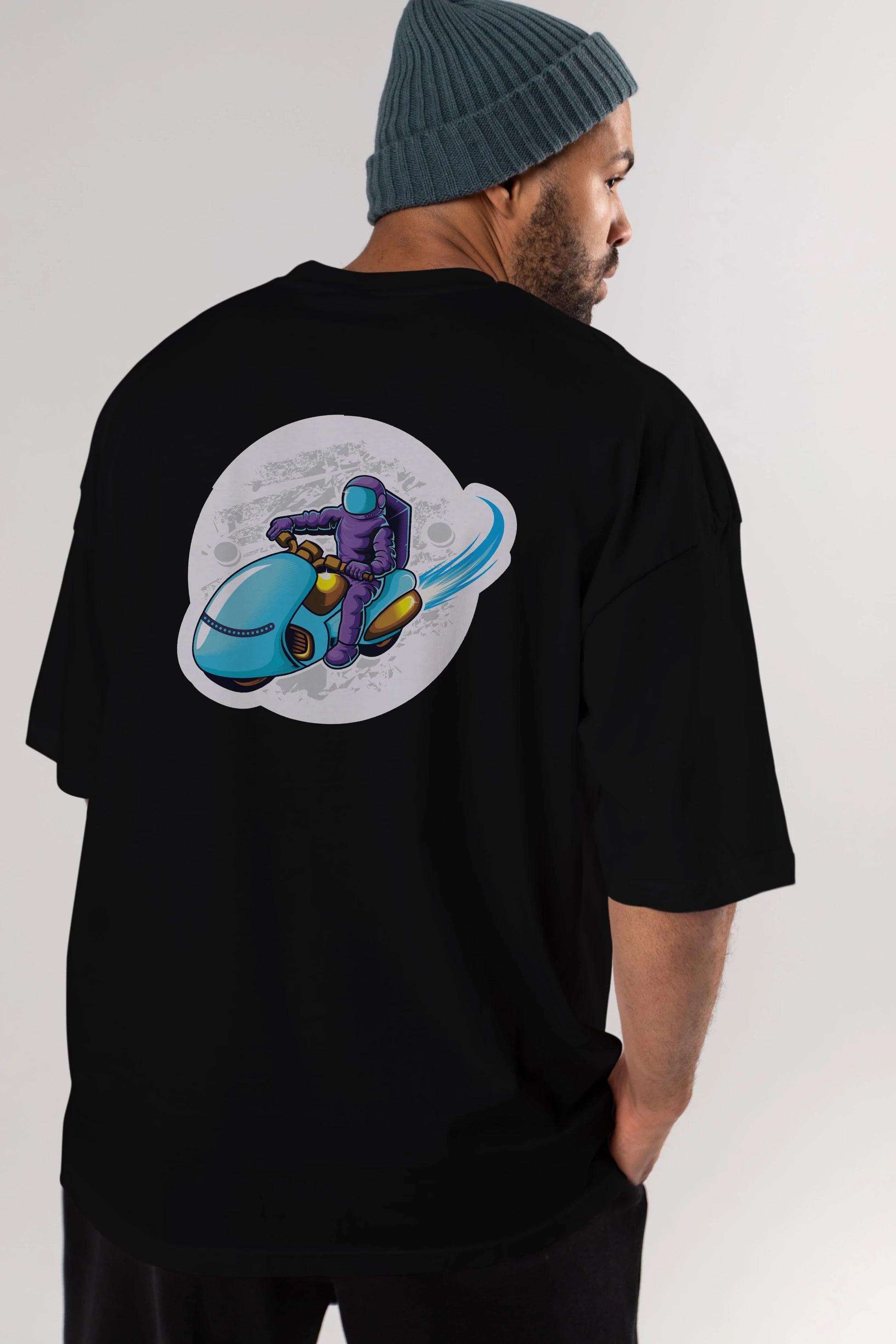 Astrorider in Space Sticker Arka Baskılı Oversize t-shirt Erkek Kadın Unisex