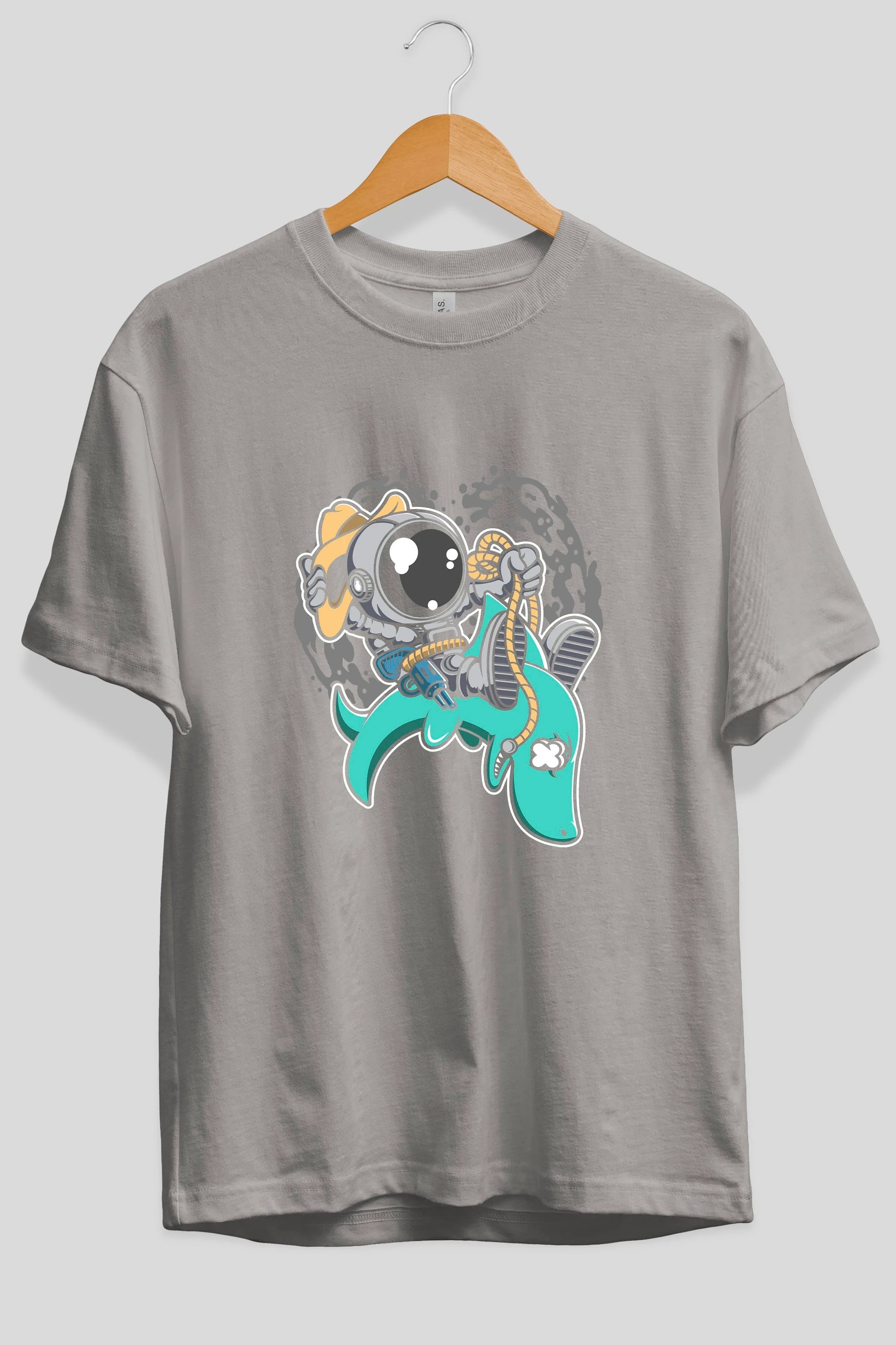 Astronaut Riding Shark Ön Baskılı Oversize t-shirt Erkek Kadın Unisex