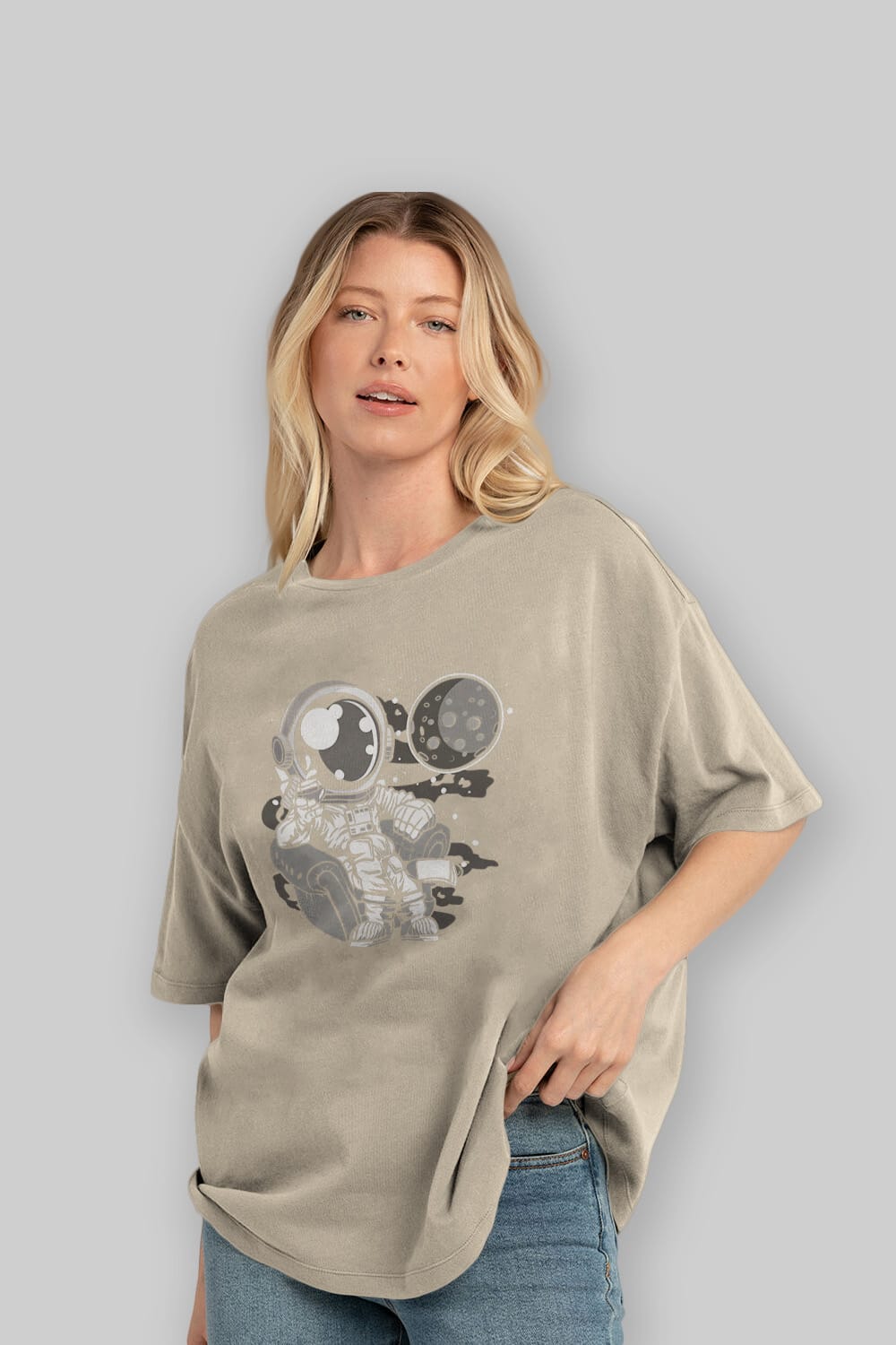 Astronaut Drinking And Relax Ön Baskılı Oversize t-shirt Erkek Kadın Unisex