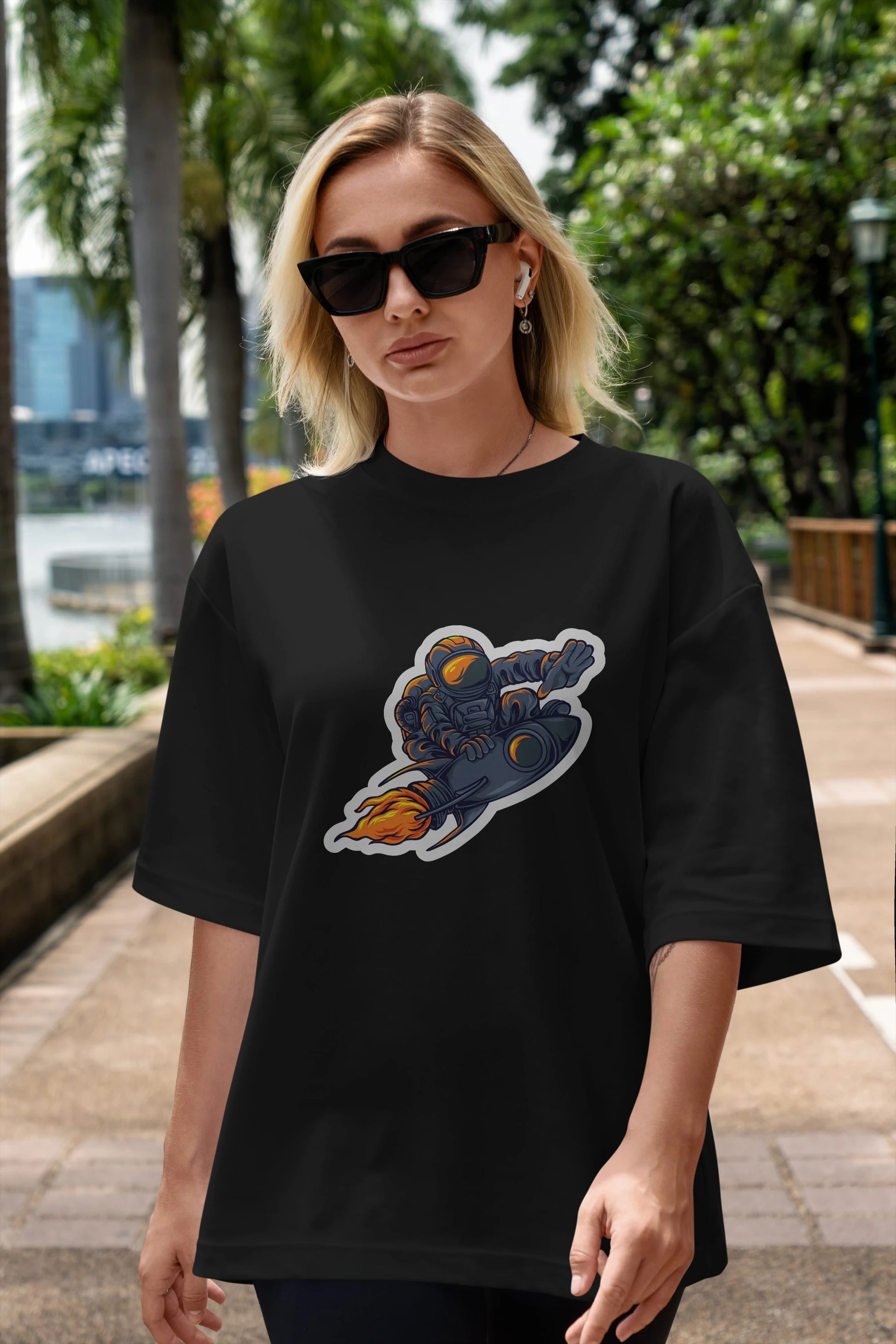 Astrocket Illustration Sticker Ön Baskılı Oversize t-shirt Erkek Kadın Unisex