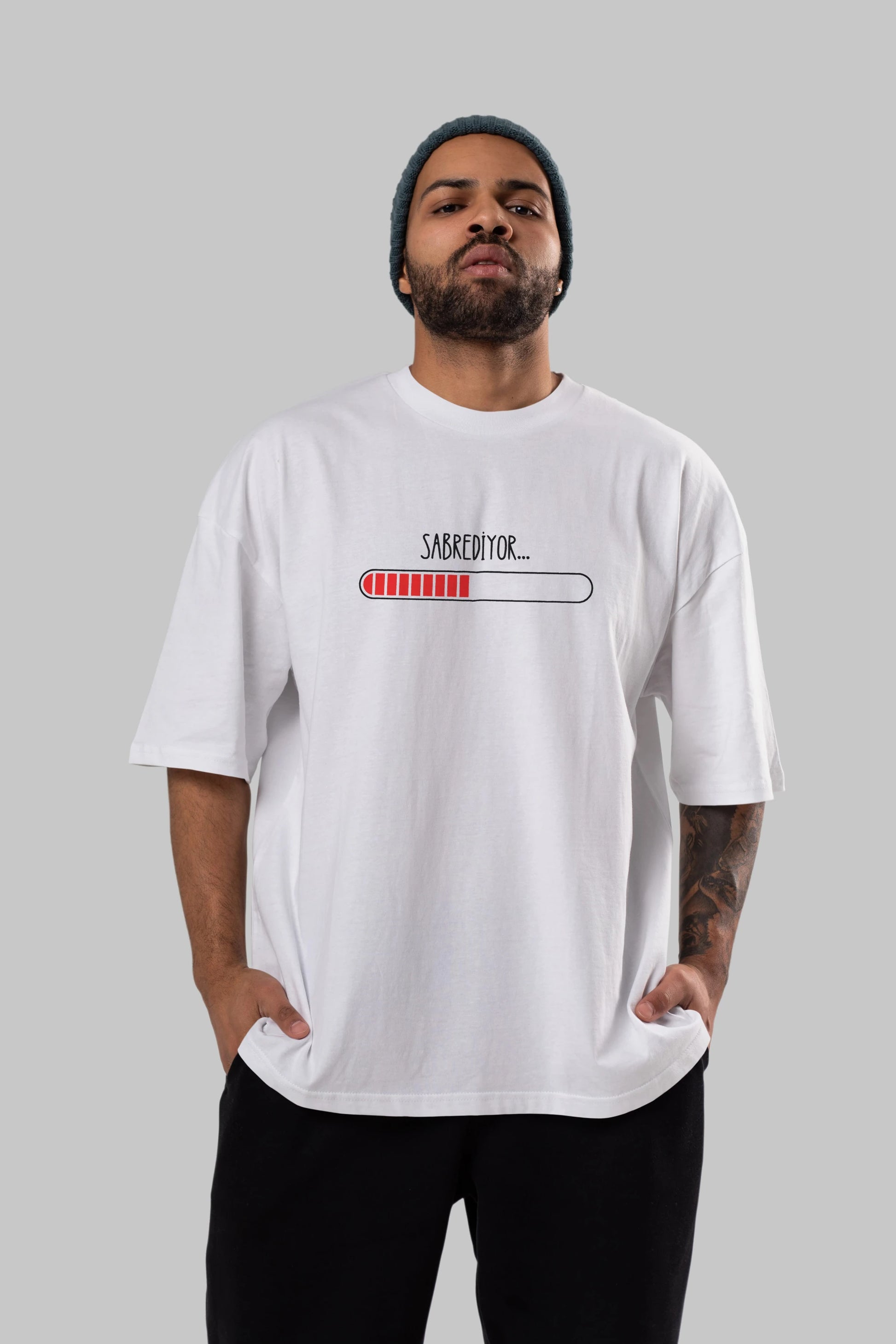 Sabrediyor Yazılı Ön Baskılı Oversize t-shirt Erkek Kadın Unisex