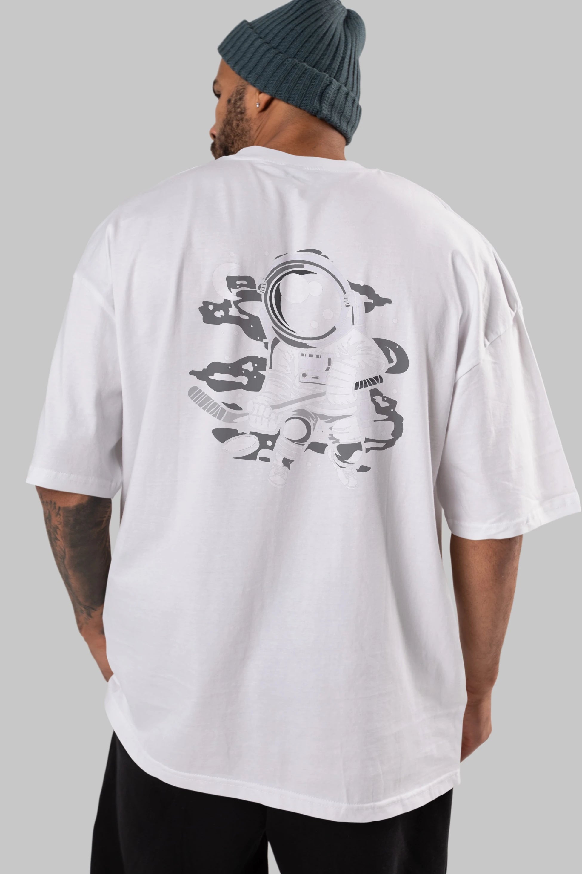 Hockey Player Astronaut Arka Baskılı Oversize t-shirt Erkek Kadın Unisex
