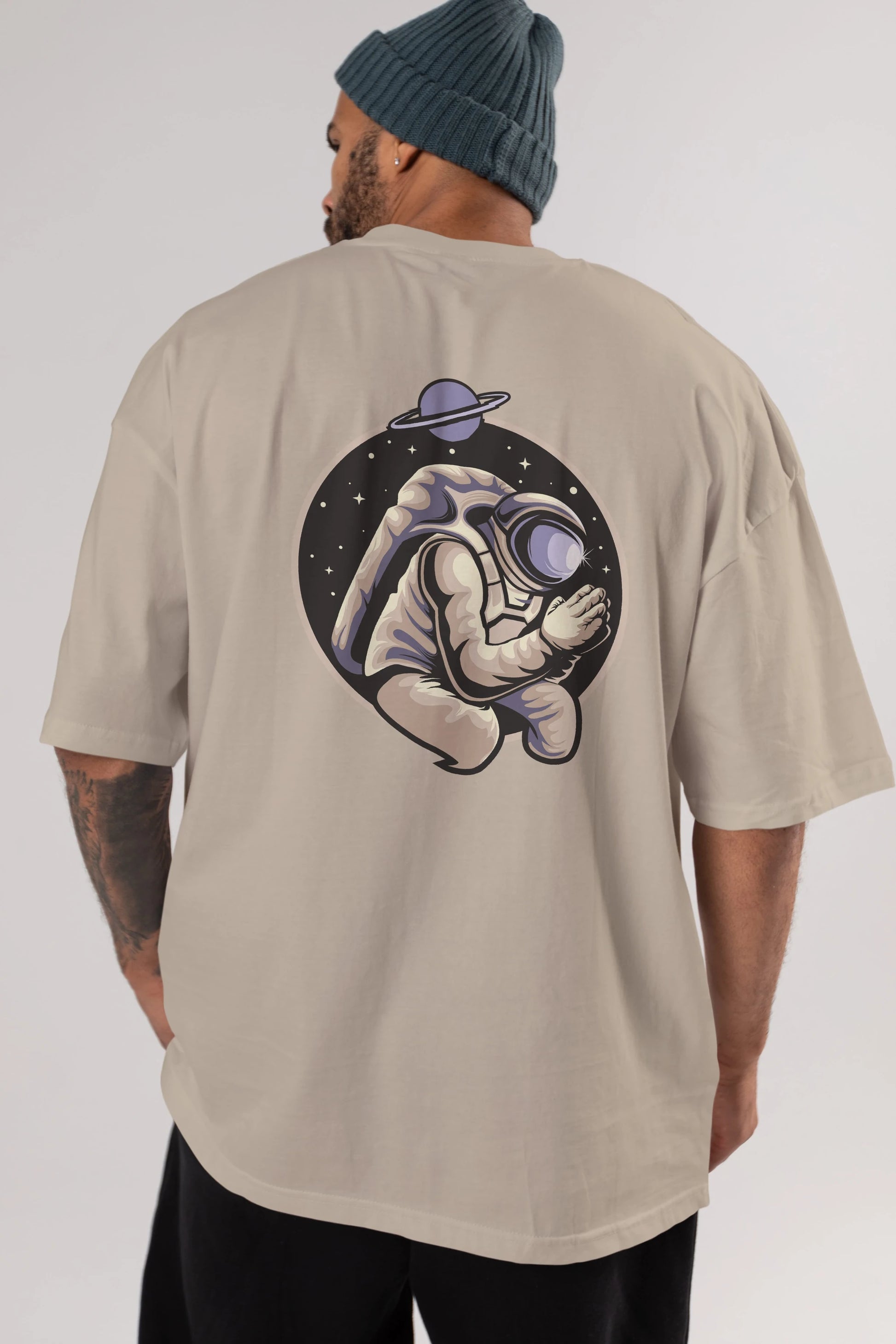 Astronaut Praying Arka Baskılı Oversize t-shirt Erkek Kadın Unisex