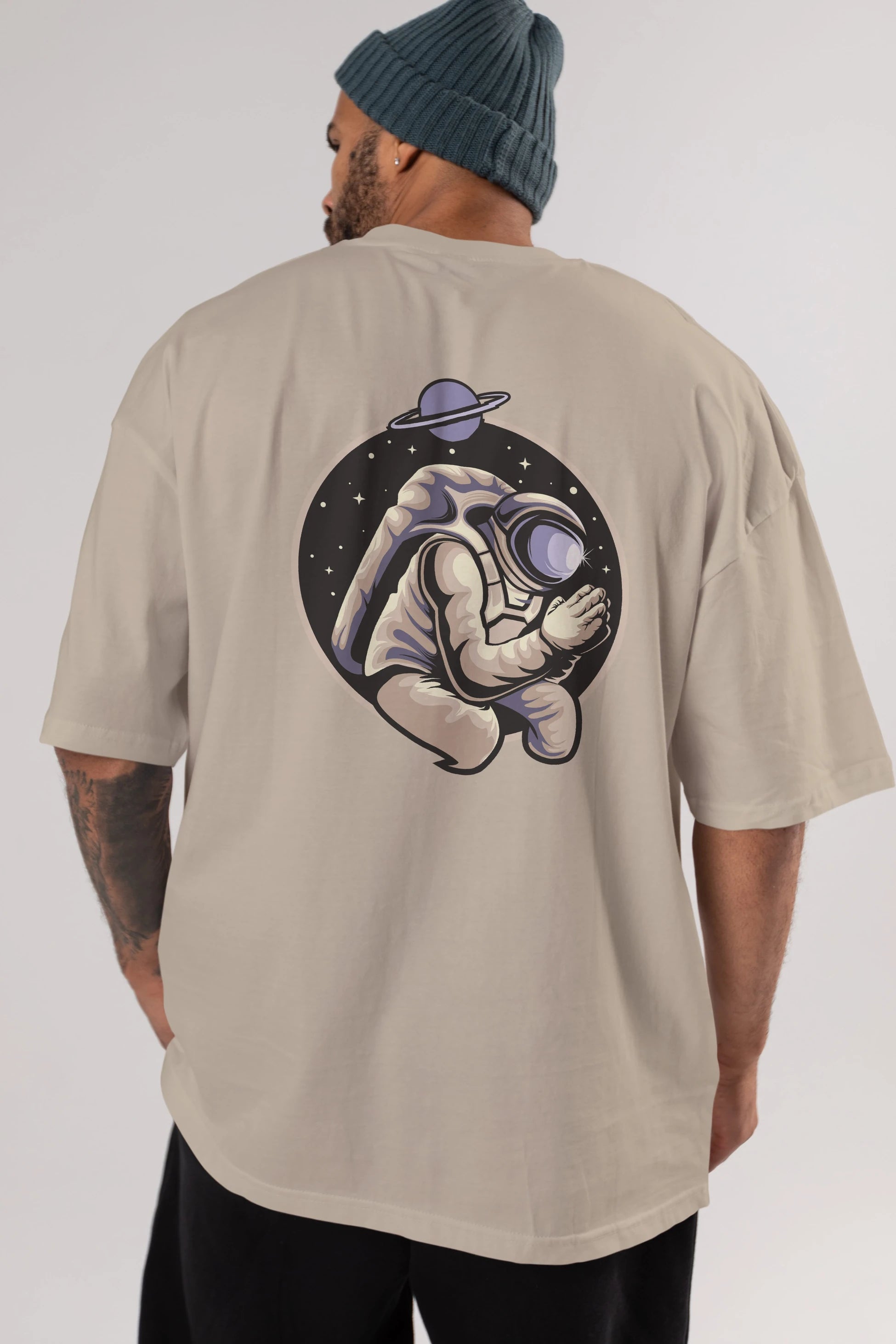 Astronaut Praying Arka Baskılı Oversize t-shirt Erkek Kadın Unisex