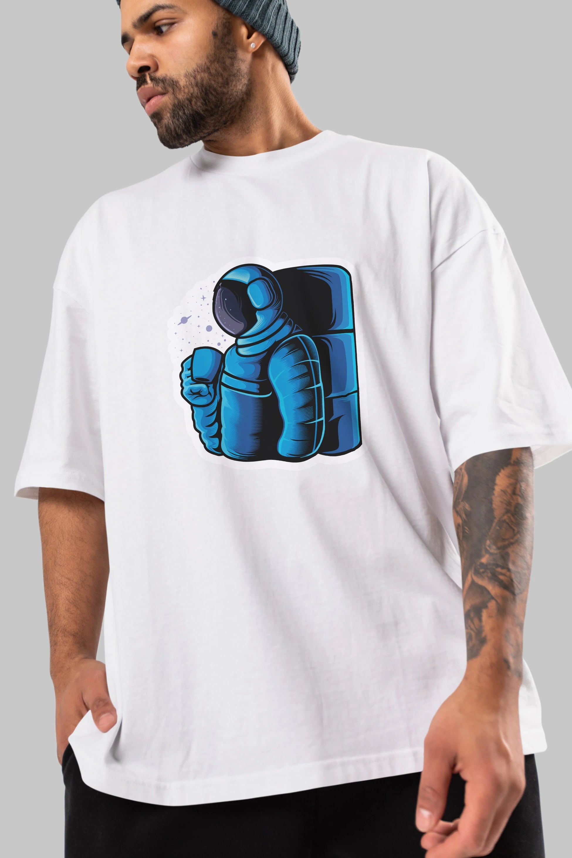Drinking coffee in space sticker Ön Baskılı Oversize t-shirt Erkek Kadın Unisex