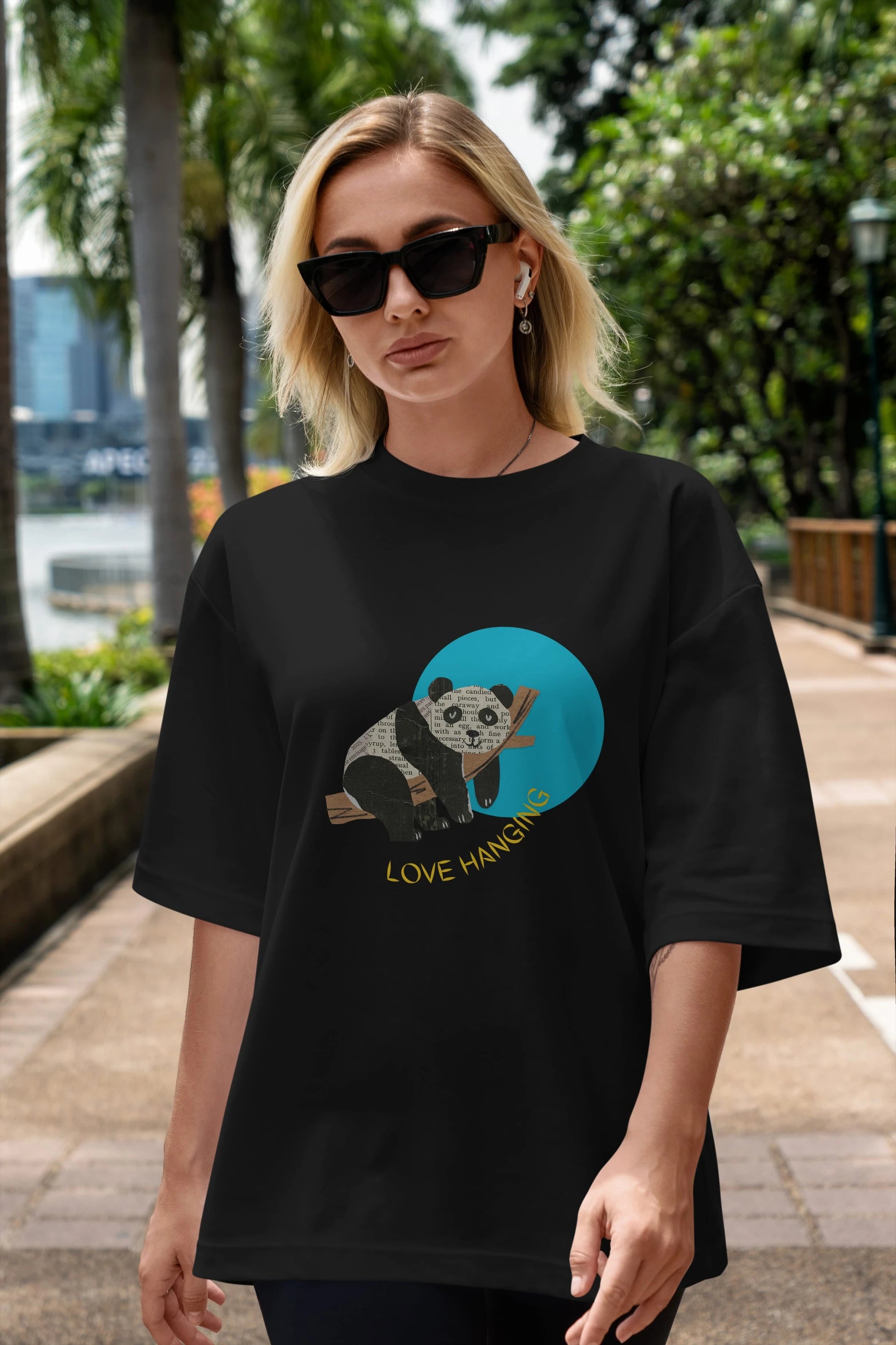 Panda Love Hanging Ön Baskılı Oversize t-shirt Erkek Kadın Unisex