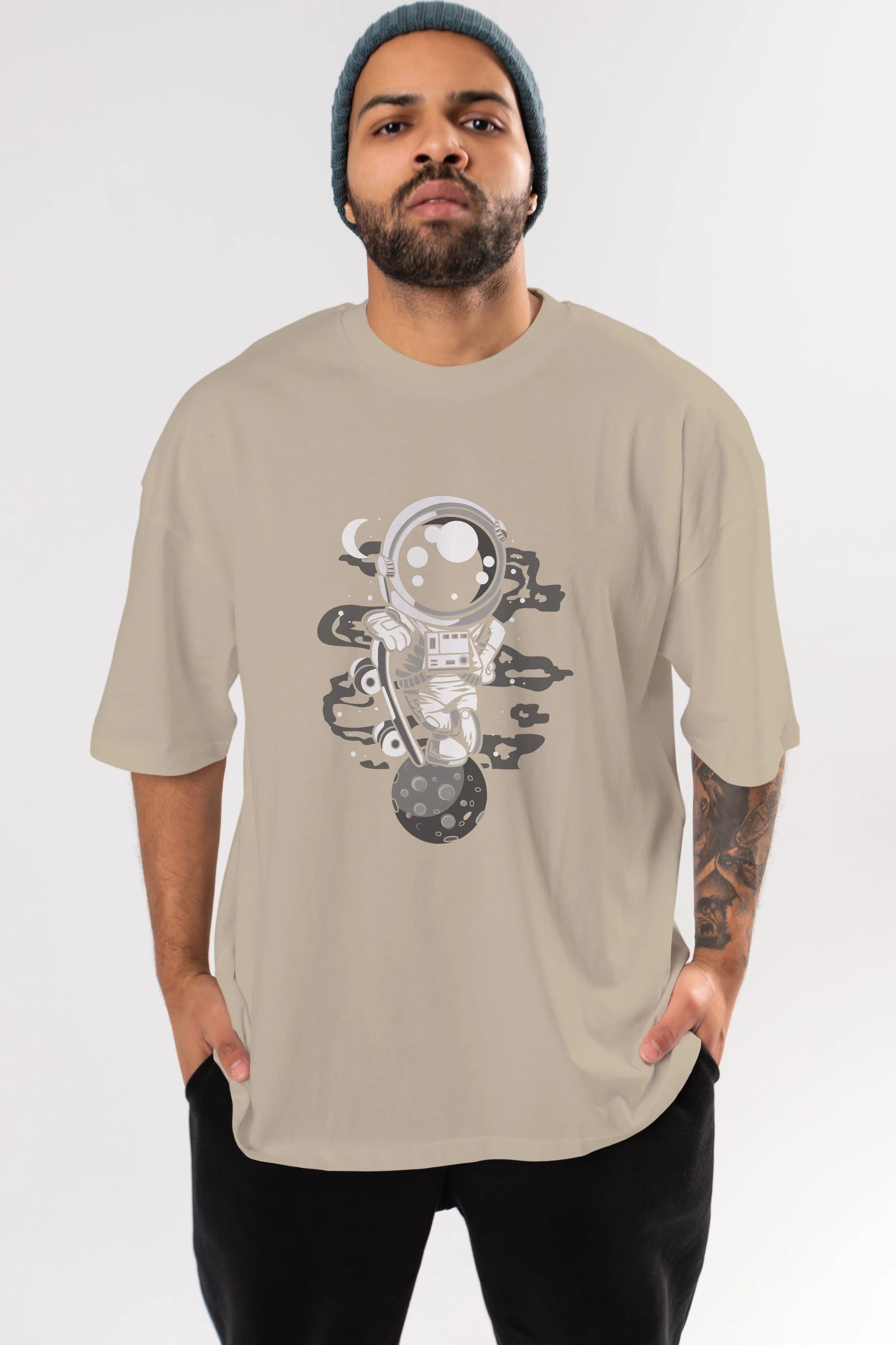 Astronaut Skater Boy Ön Baskılı Oversize t-shirt Erkek Kadın Unisex