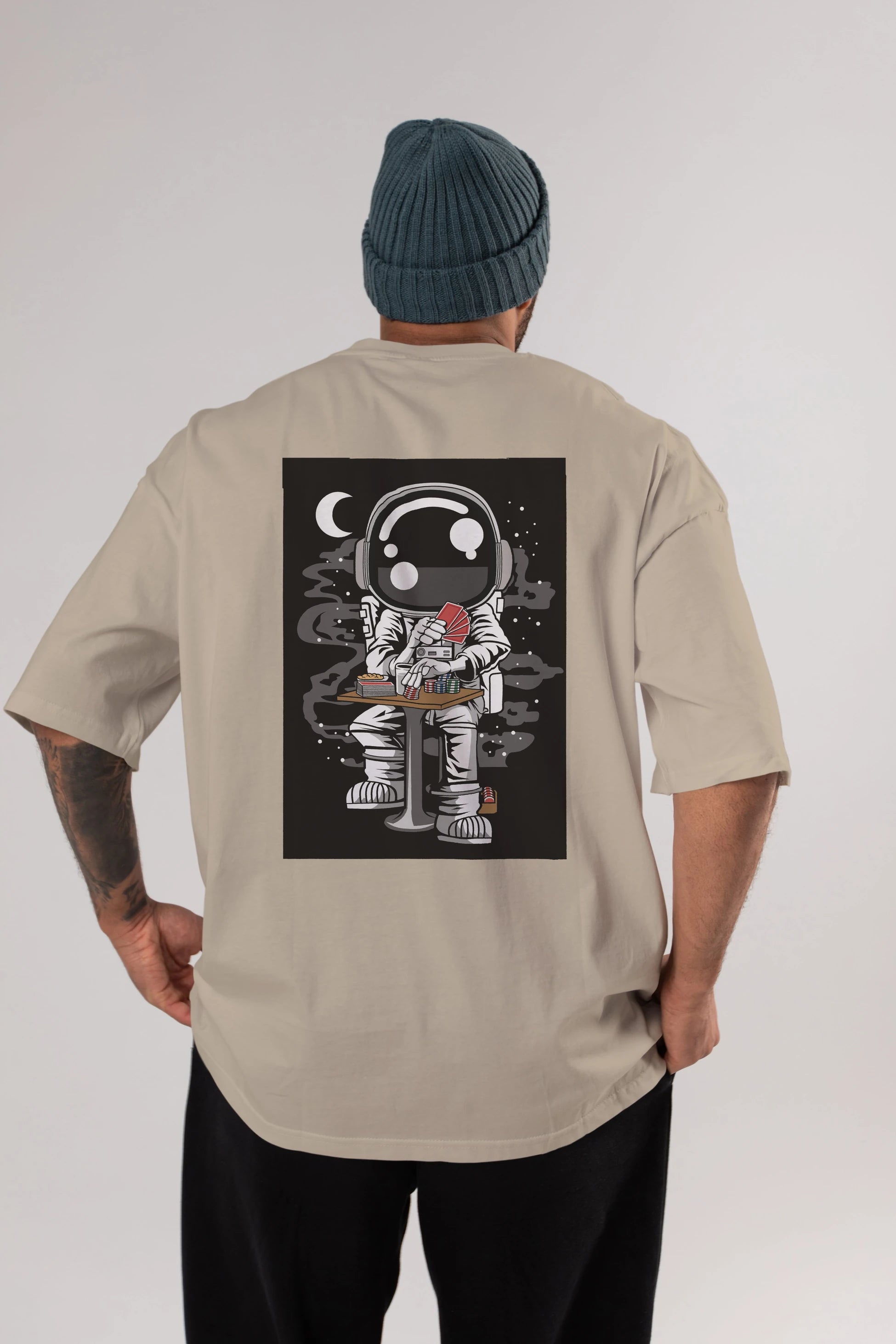 Astronaut Gambler Arka Baskılı Oversize t-shirt Erkek Kadın Unisex