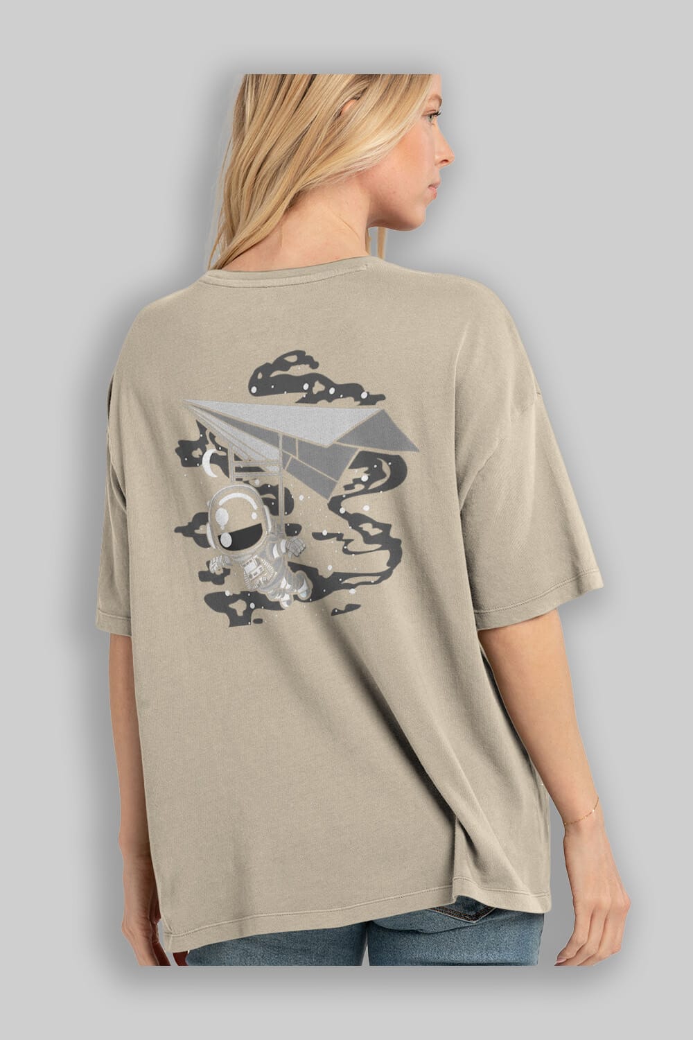 Astronaut Flying Arka Baskılı Oversize t-shirt Erkek Kadın Unisex
