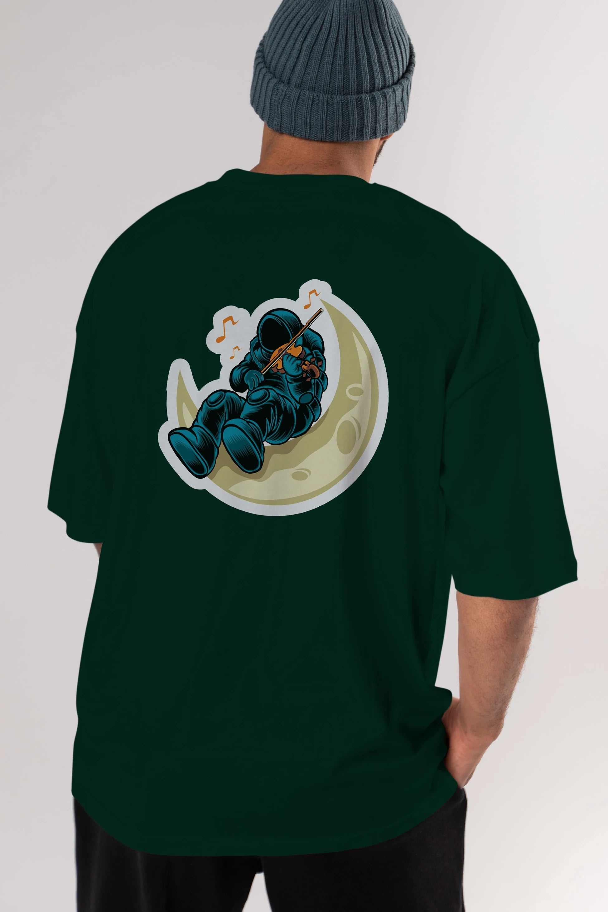 Playing Vionist in Space Sticker Arka Baskılı Oversize t-shirt Erkek Kadın Unisex