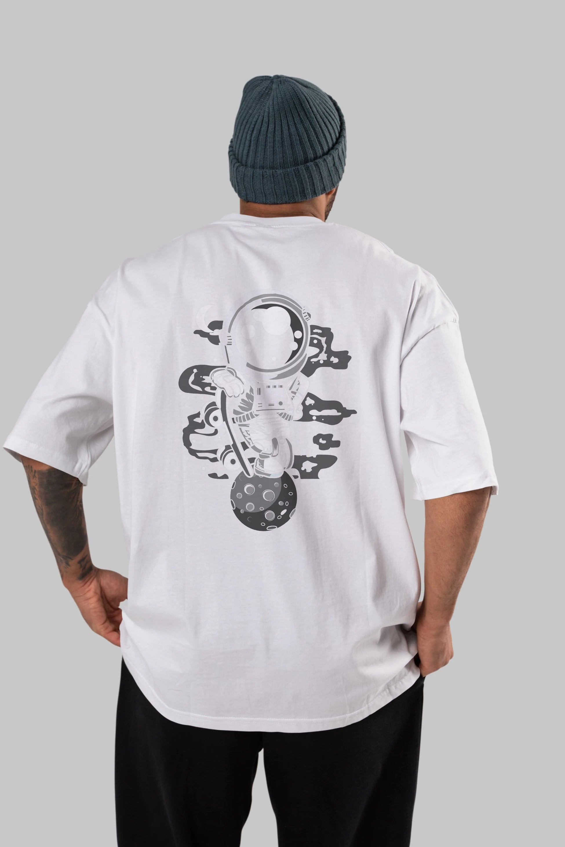 Astronaut Skater Boy Arka Baskılı Oversize t-shirt Erkek Kadın Unisex