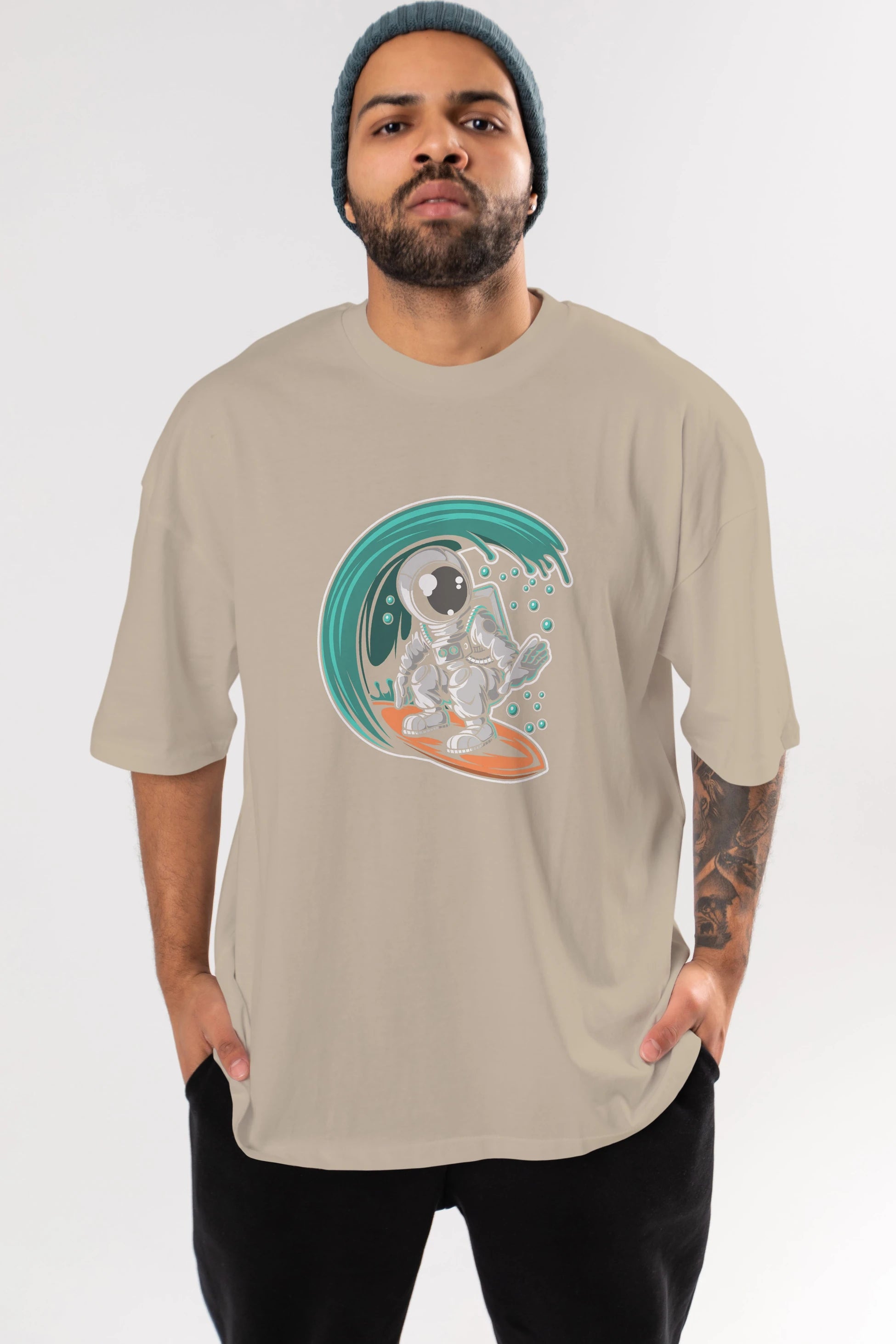 Astronaut Surfing Ön Baskılı Oversize t-shirt Erkek Kadın Unisex