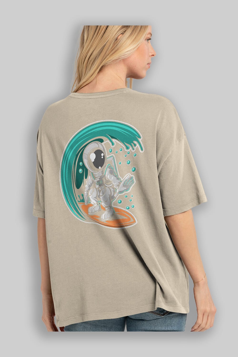 Astronaut Surfing Arka Baskılı Oversize t-shirt Erkek Kadın Unisex