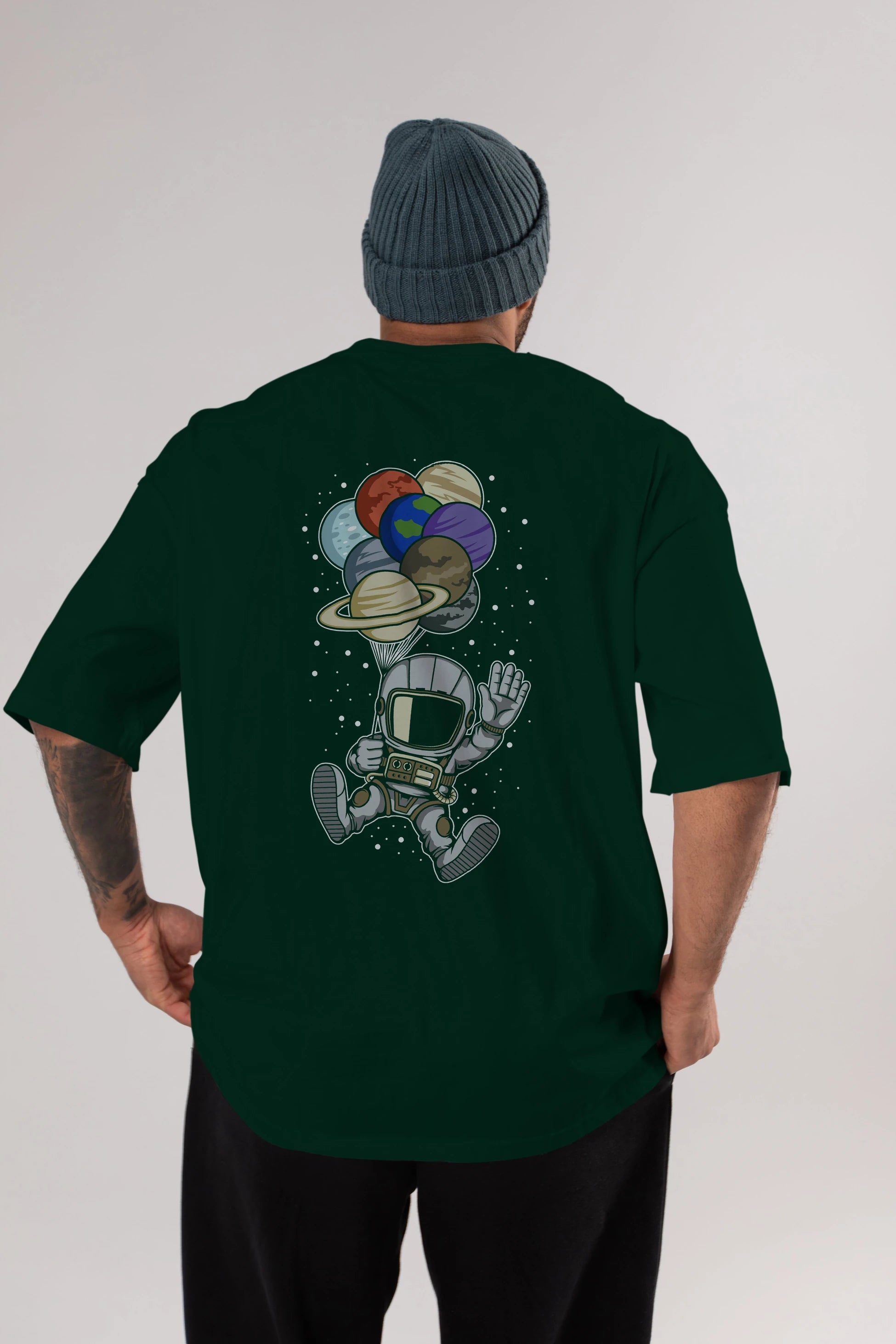 Astronaut Baloon Planets Arka Baskılı Oversize t-shirt Erkek Kadın Unisex