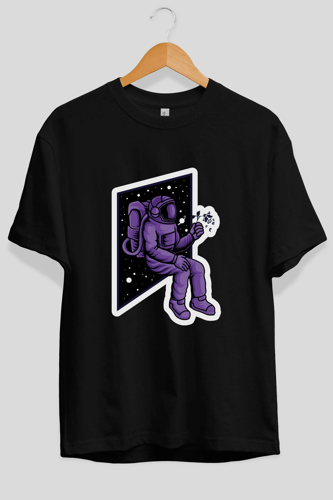 Astronaut holding black rose sticker Ön Baskılı Oversize t-shirt Erkek Kadın Unisex