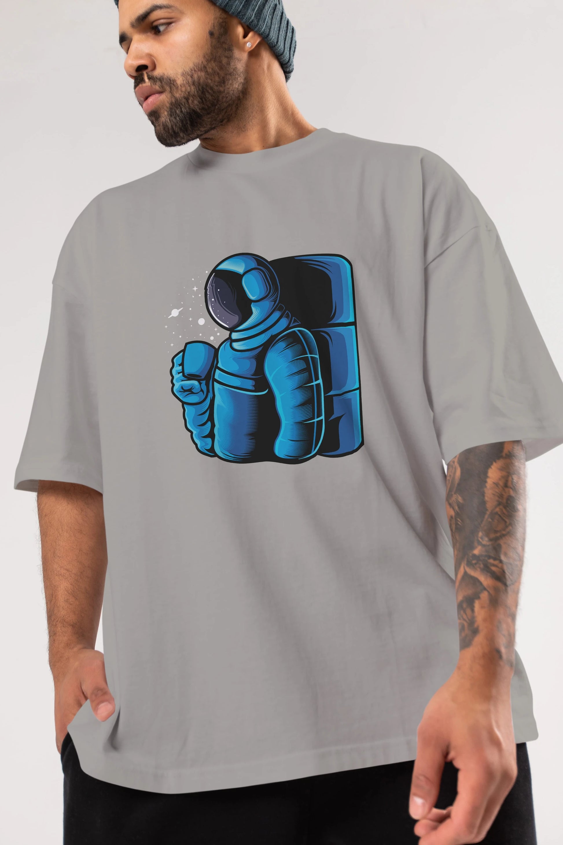 Drinking coffee in space Ön Baskılı Oversize t-shirt Erkek Kadın Unisex