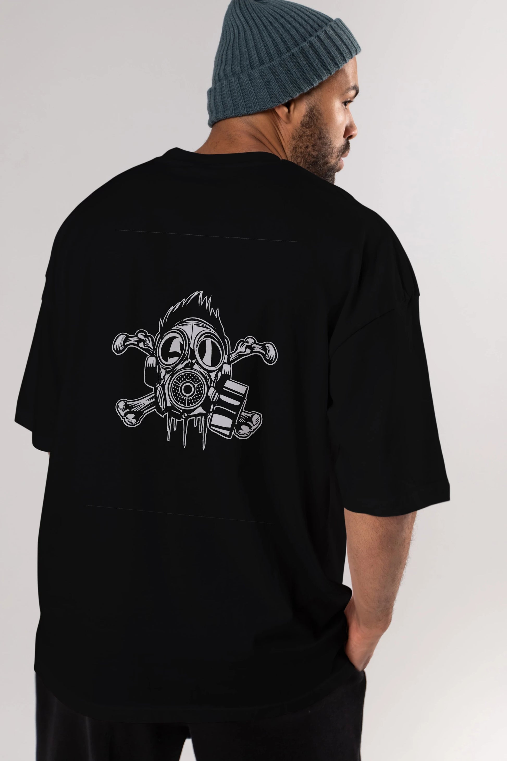 Cross Bones Gasmask Arka Baskılı Oversize t-shirt Erkek Kadın Unisex %100 Pamuk