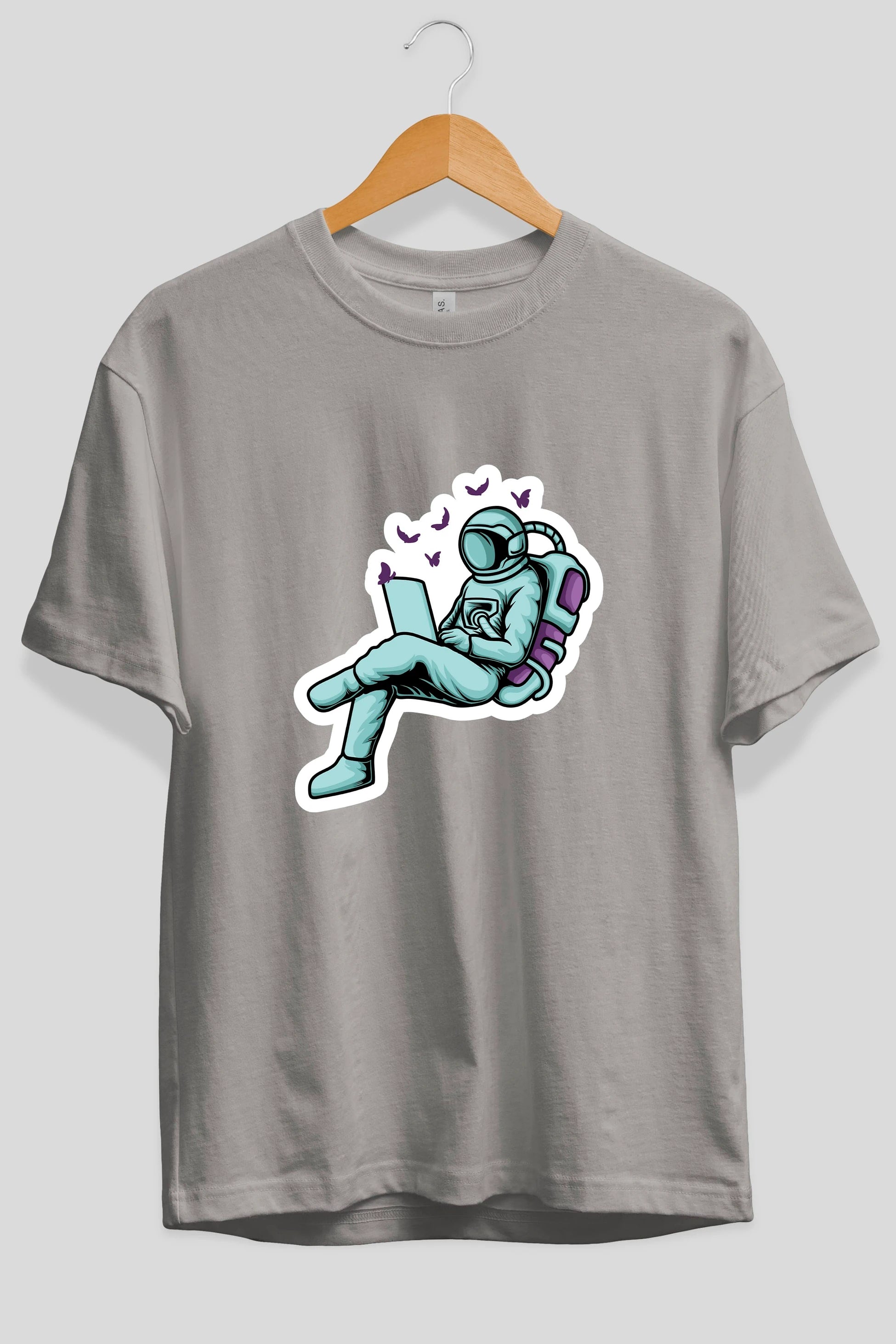 Work with Butterflies in Space Sticker Ön Baskılı Oversize t-shirt Erkek Kadın Unisex