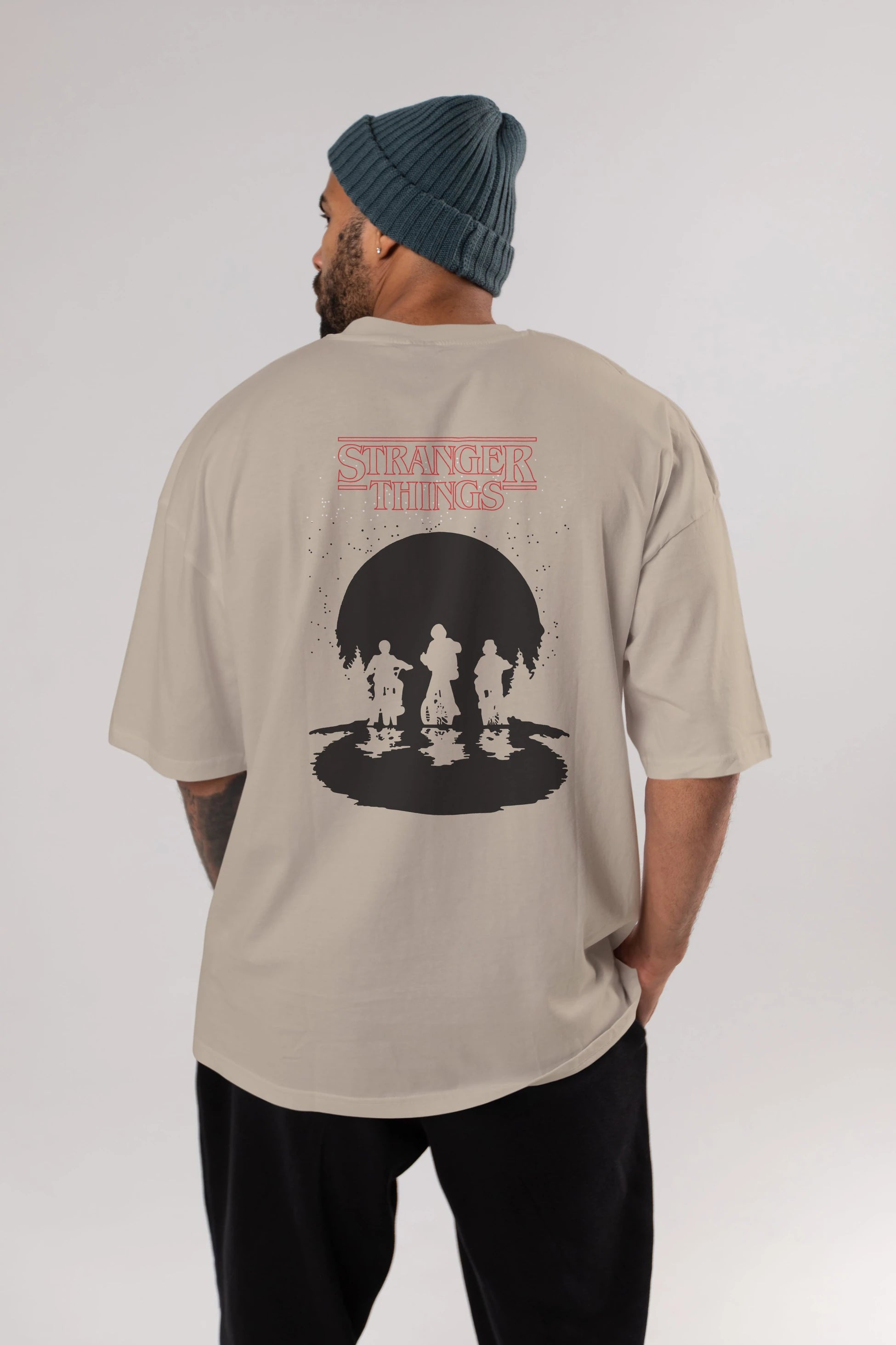 Stranger Things Arka Baskılı Oversize t-shirt Erkek Kadın Unisex %100 Pamuk Bisiklet Yaka tişort