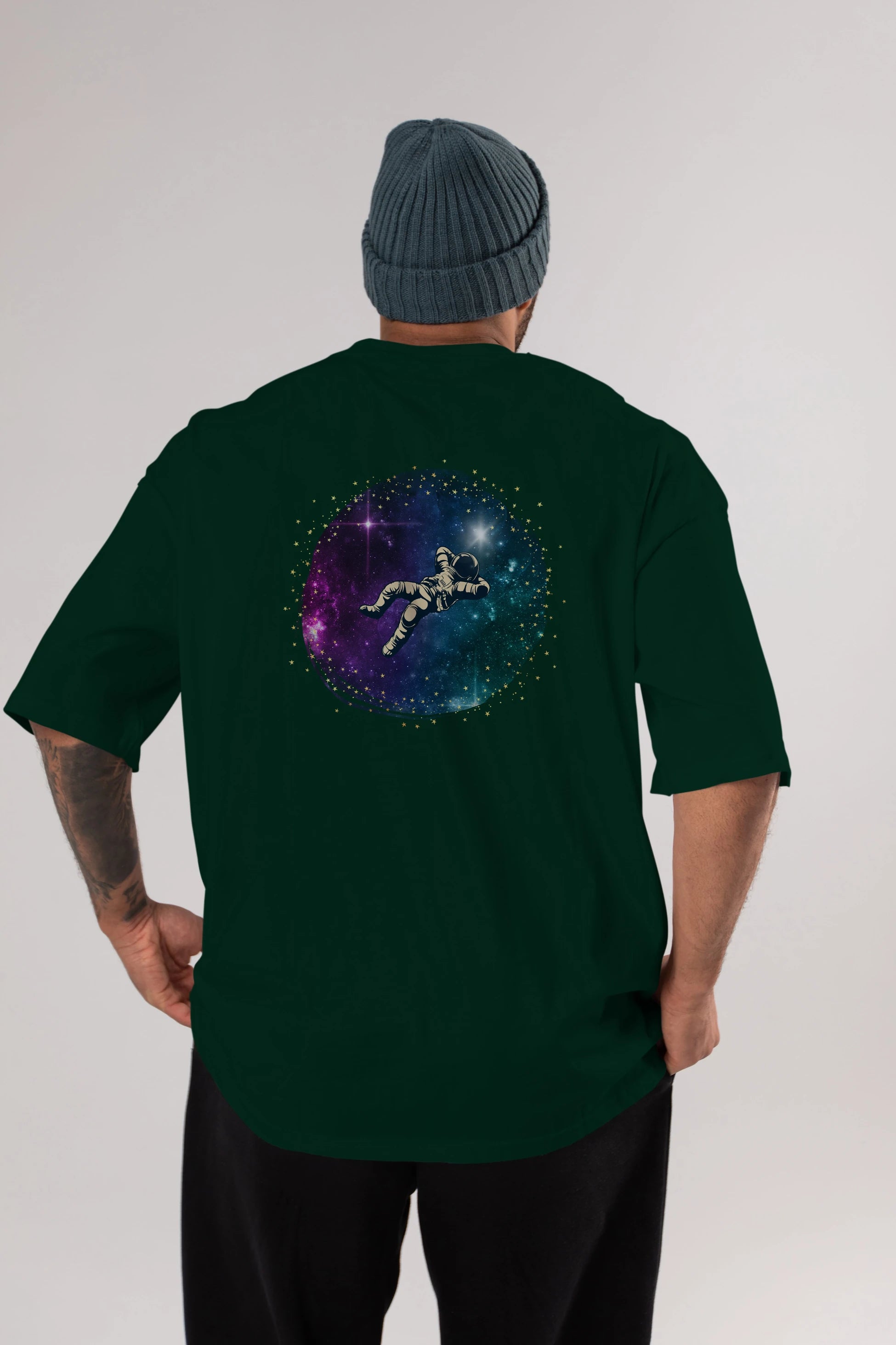 Astronaut in the Galaxy Arka Baskılı Oversize t-shirt Erkek Kadın Unisex