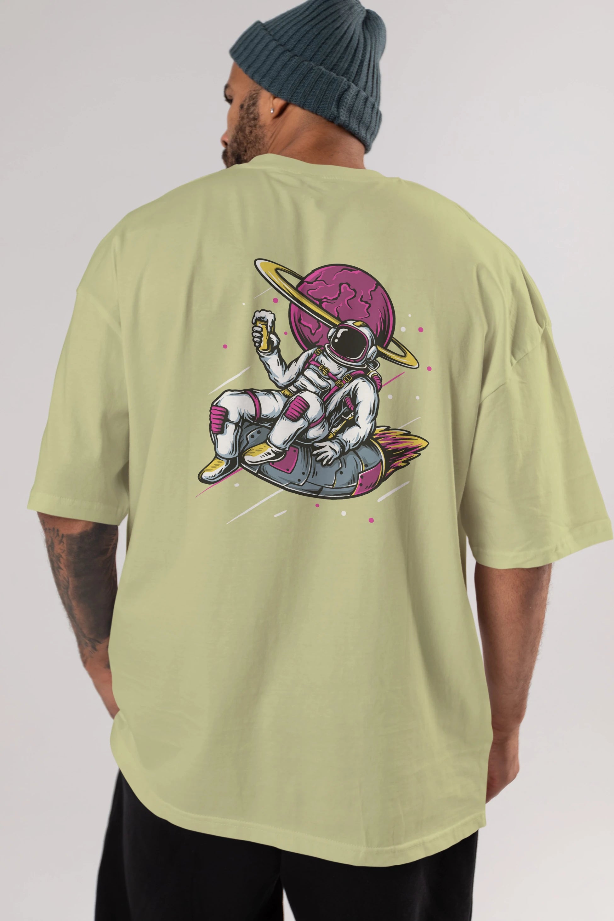 Astronaut Beer Arka Baskılı Oversize t-shirt Erkek Kadın Unisex