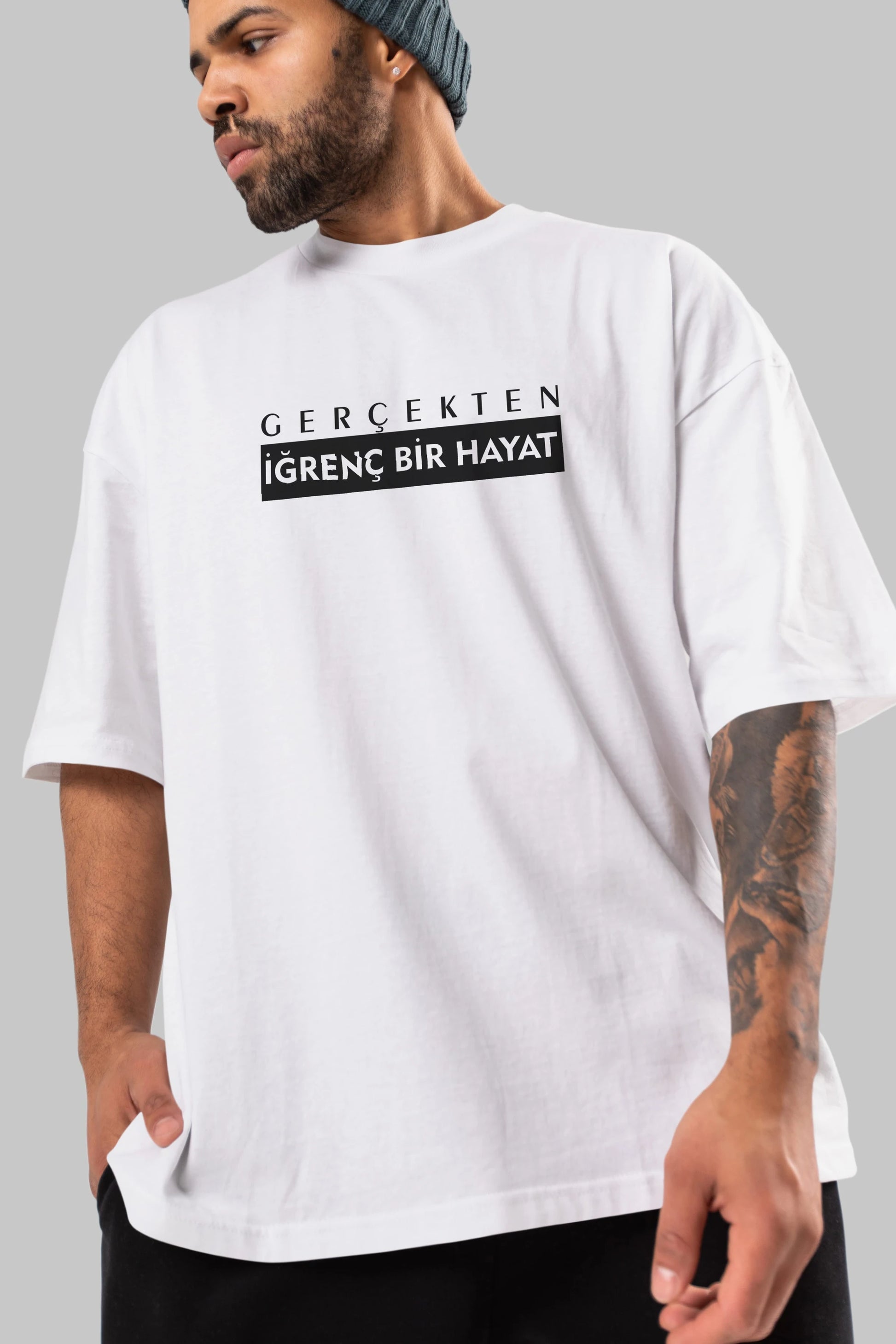 Gerçekte İğrenç Bir Hayat Ön Baskılı Oversize t-shirt %100 pamuk Erkek Kadın Unisex