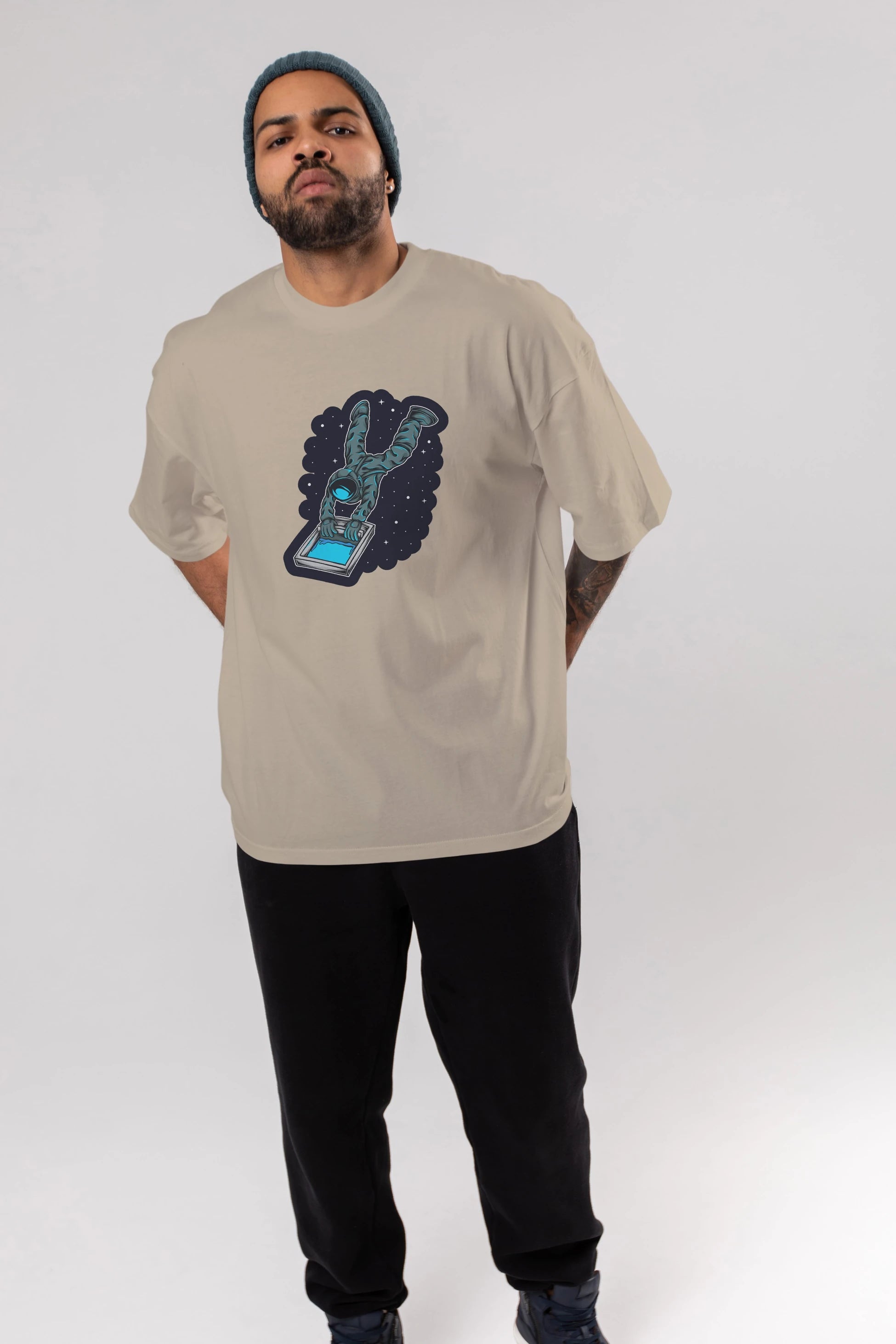 Astroscreen Sticker Ön Baskılı Oversize t-shirt Erkek Kadın Unisex
