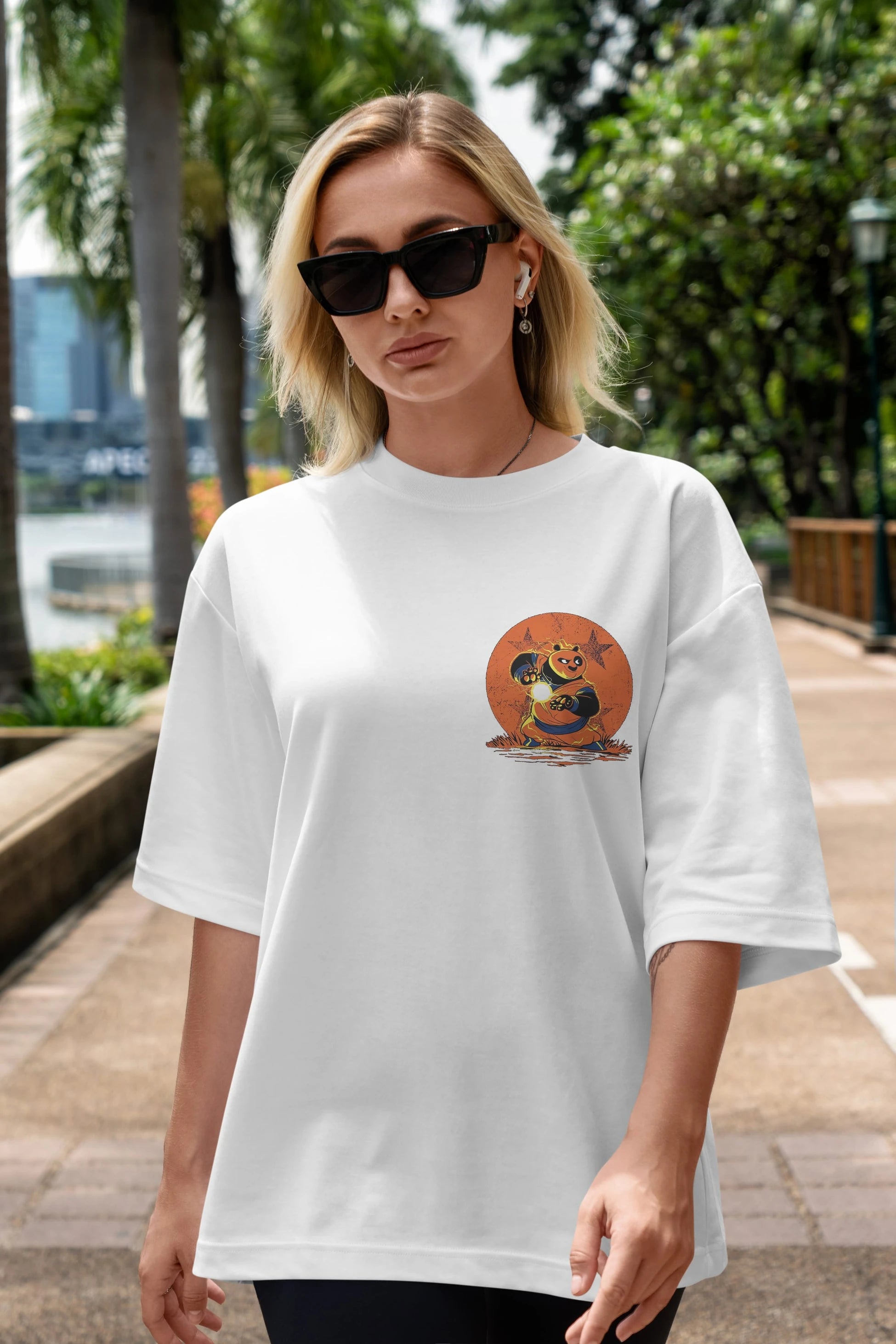 Kung Fu Panda Ön Sol Baskılı Oversize t-shirt Erkek Kadın Unisex %100 Pamuk Bisiklet Yaka tişort