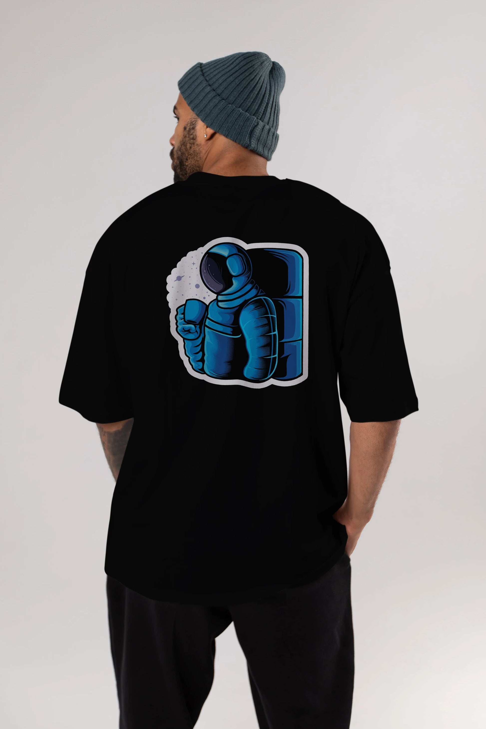 Drinking coffee in space sticker Arka Baskılı Oversize t-shirt Erkek Kadın Unisex