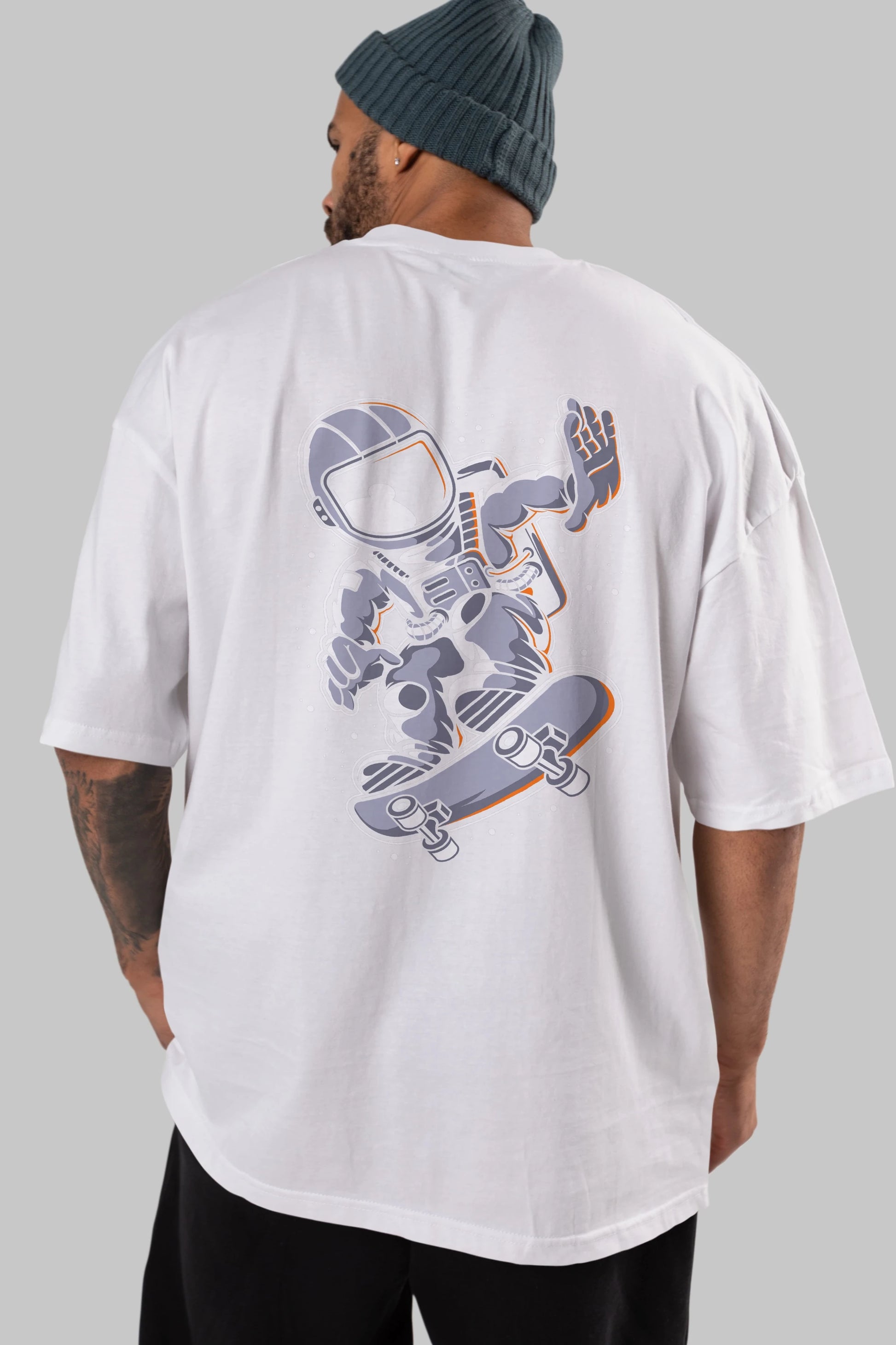 Astronaut Skateboard Arka Baskılı Oversize t-shirt Erkek Kadın Unisex