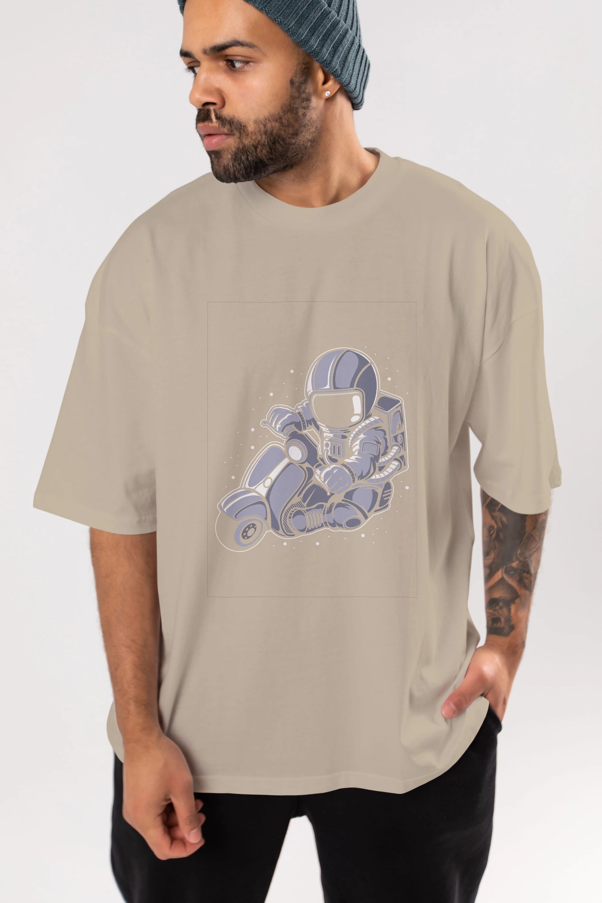 Astronaut Scooter (2) Ön Baskılı Oversize t-shirt Erkek Kadın Unisex