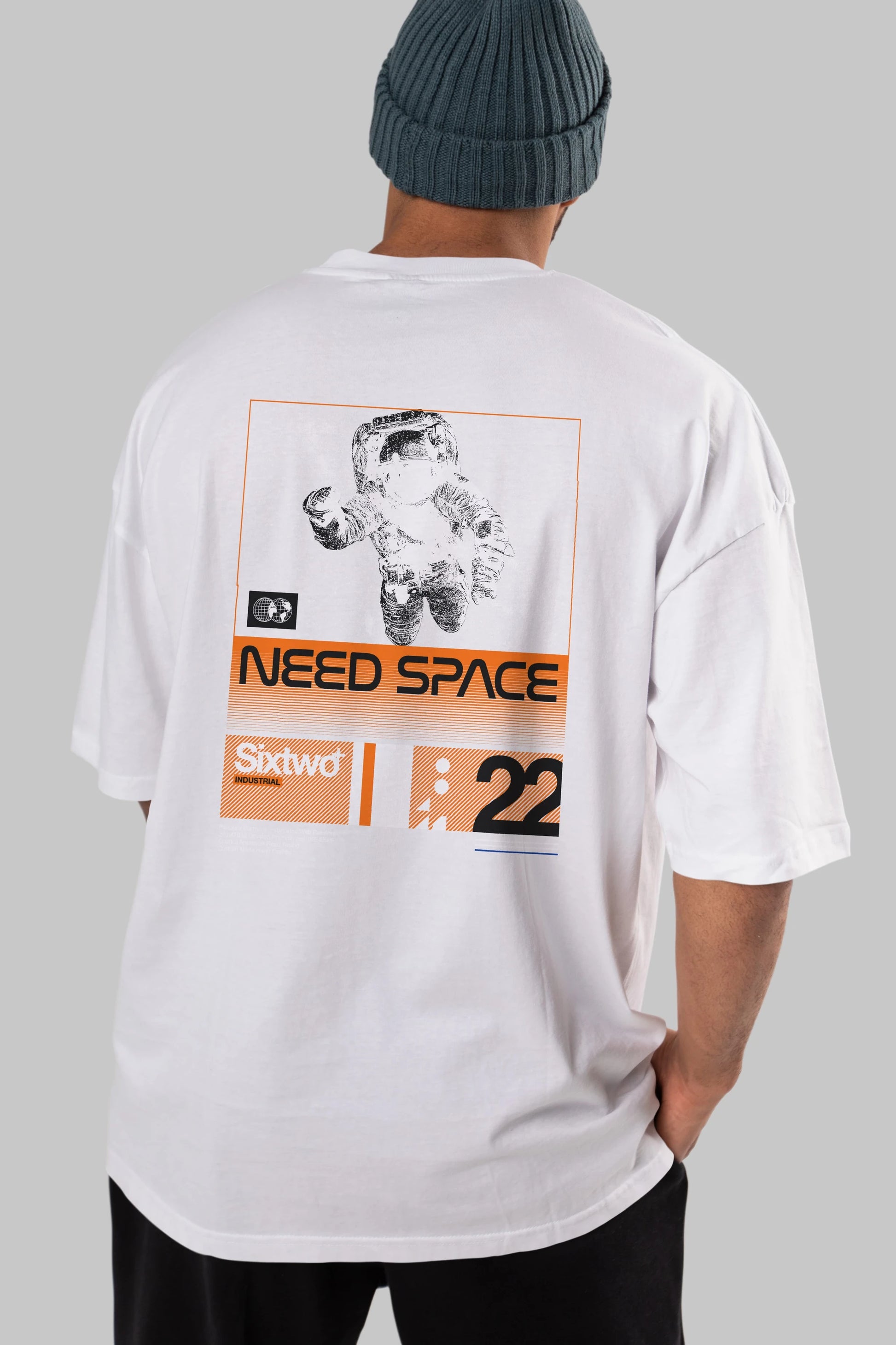 Need Space Arka Baskılı Oversize t-shirt Erkek Kadın Unisex