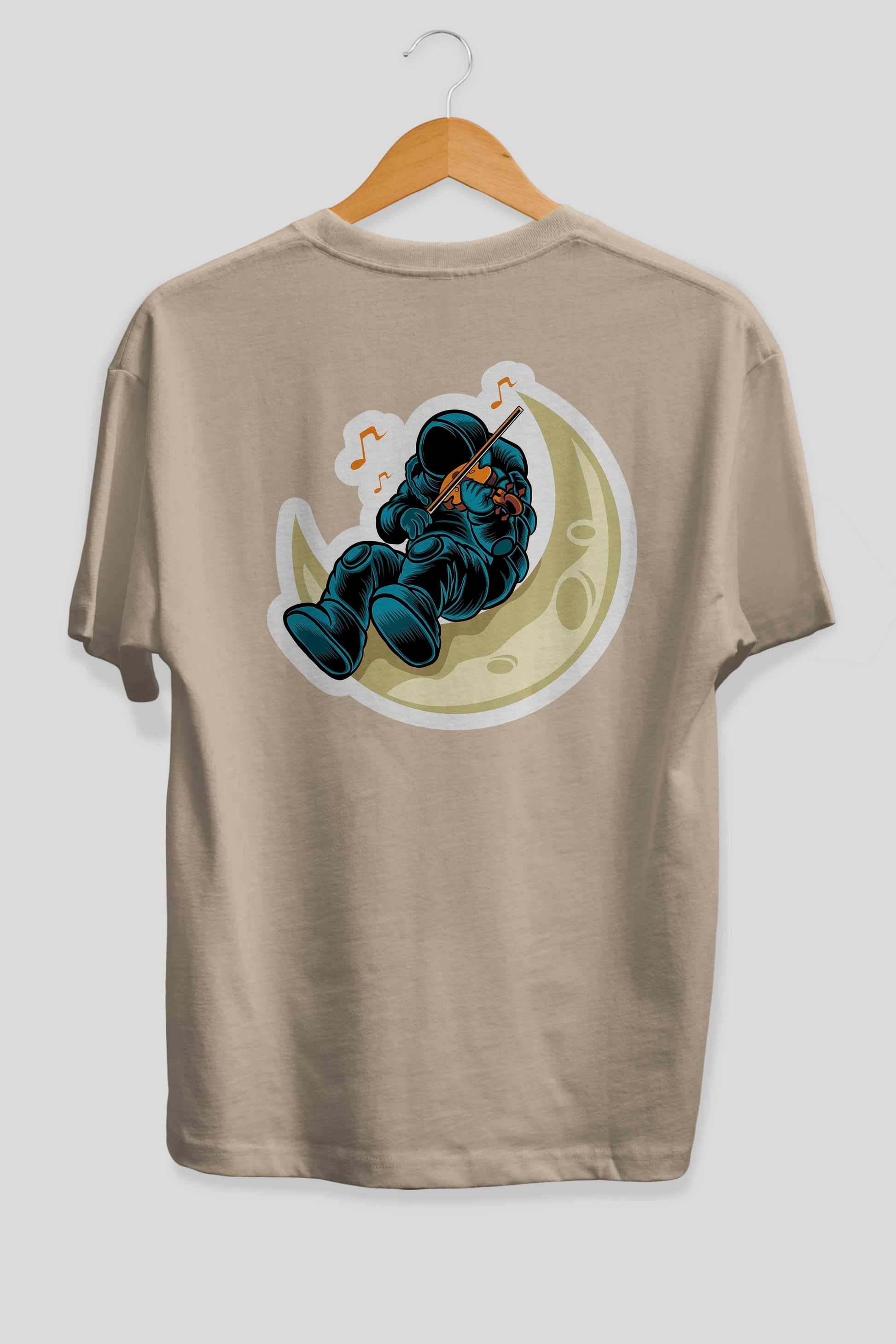 Playing Vionist in Space Sticker Arka Baskılı Oversize t-shirt Erkek Kadın Unisex