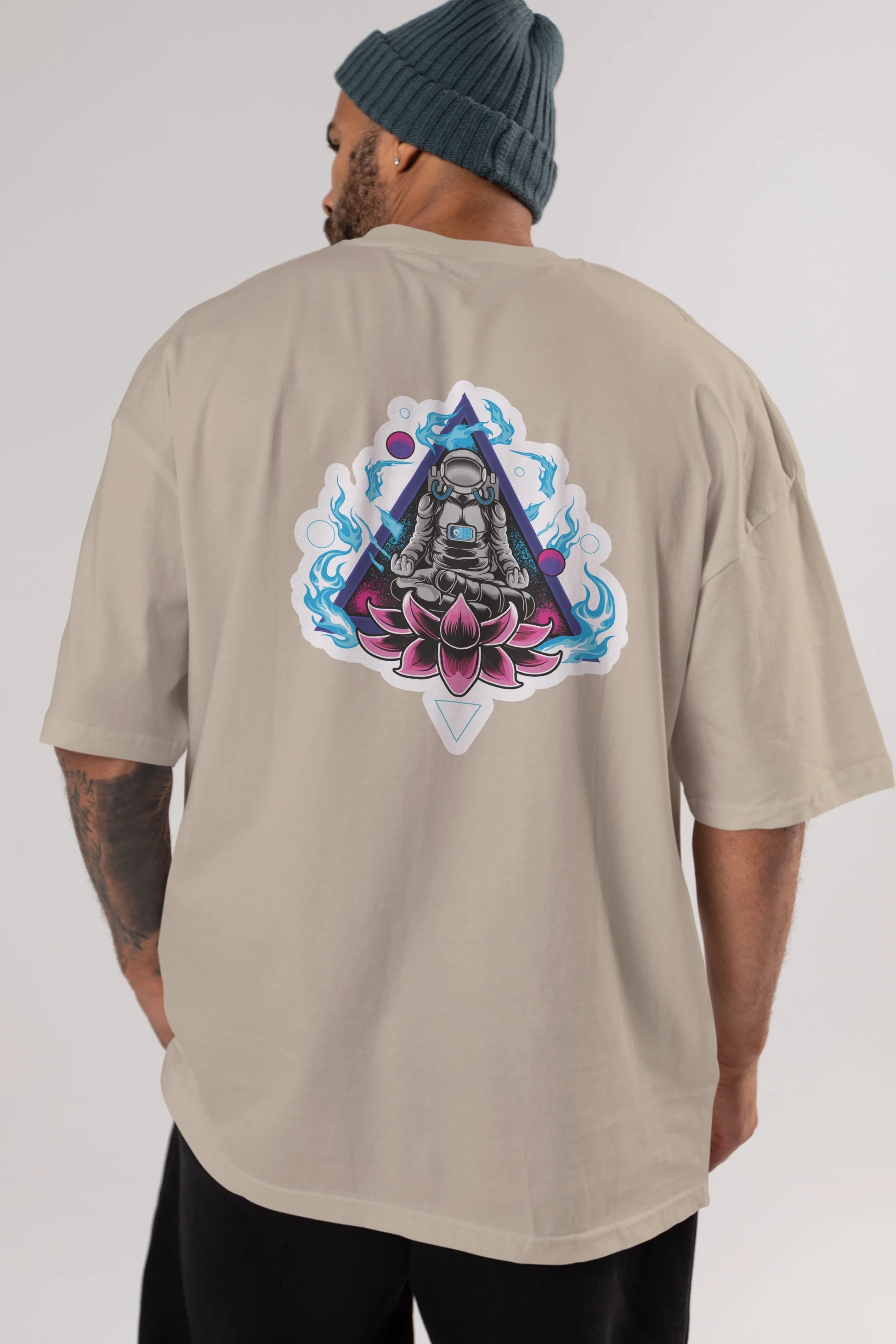 Astronaut Meditation Sticker Arka Baskılı Oversize t-shirt Erkek Kadın Unisex