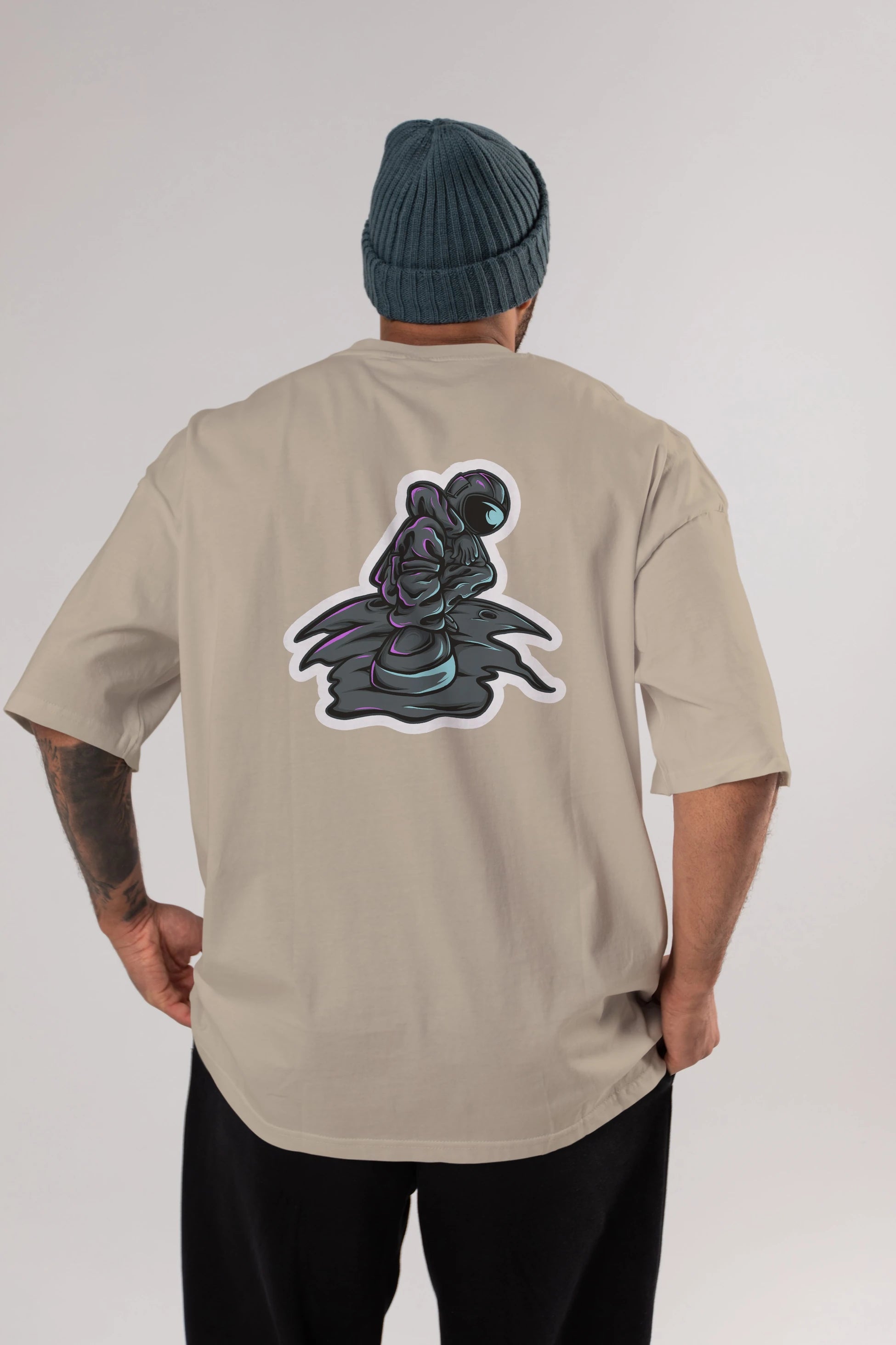 Stylish Astronaut Sticker Arka Baskılı Oversize t-shirt Erkek Kadın Unisex