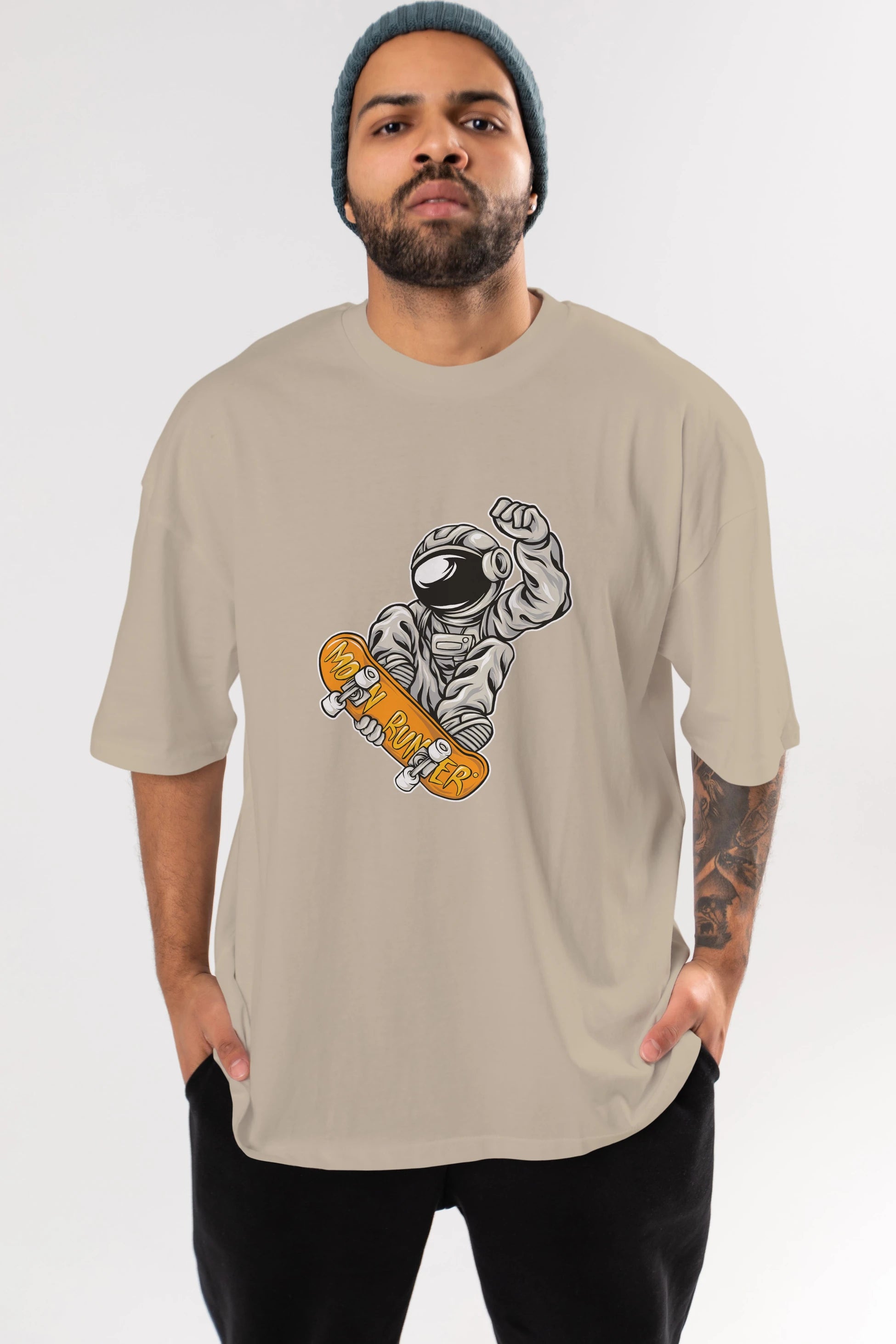 Moon Runner Ön Baskılı Oversize t-shirt Erkek Kadın Unisex