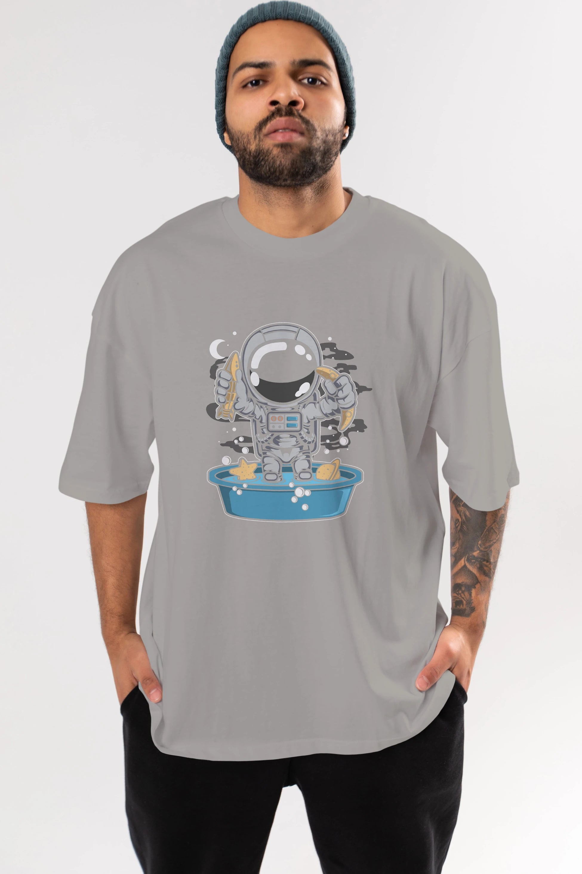 Astronaut Bath Tub Ön Baskılı Oversize t-shirt Erkek Kadın Unisex