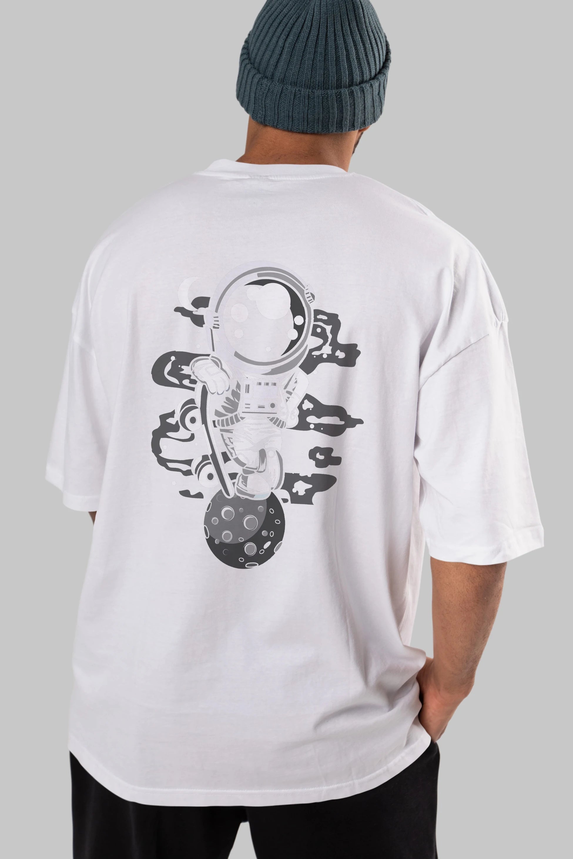 Astronaut Skater Boy Arka Baskılı Oversize t-shirt Erkek Kadın Unisex