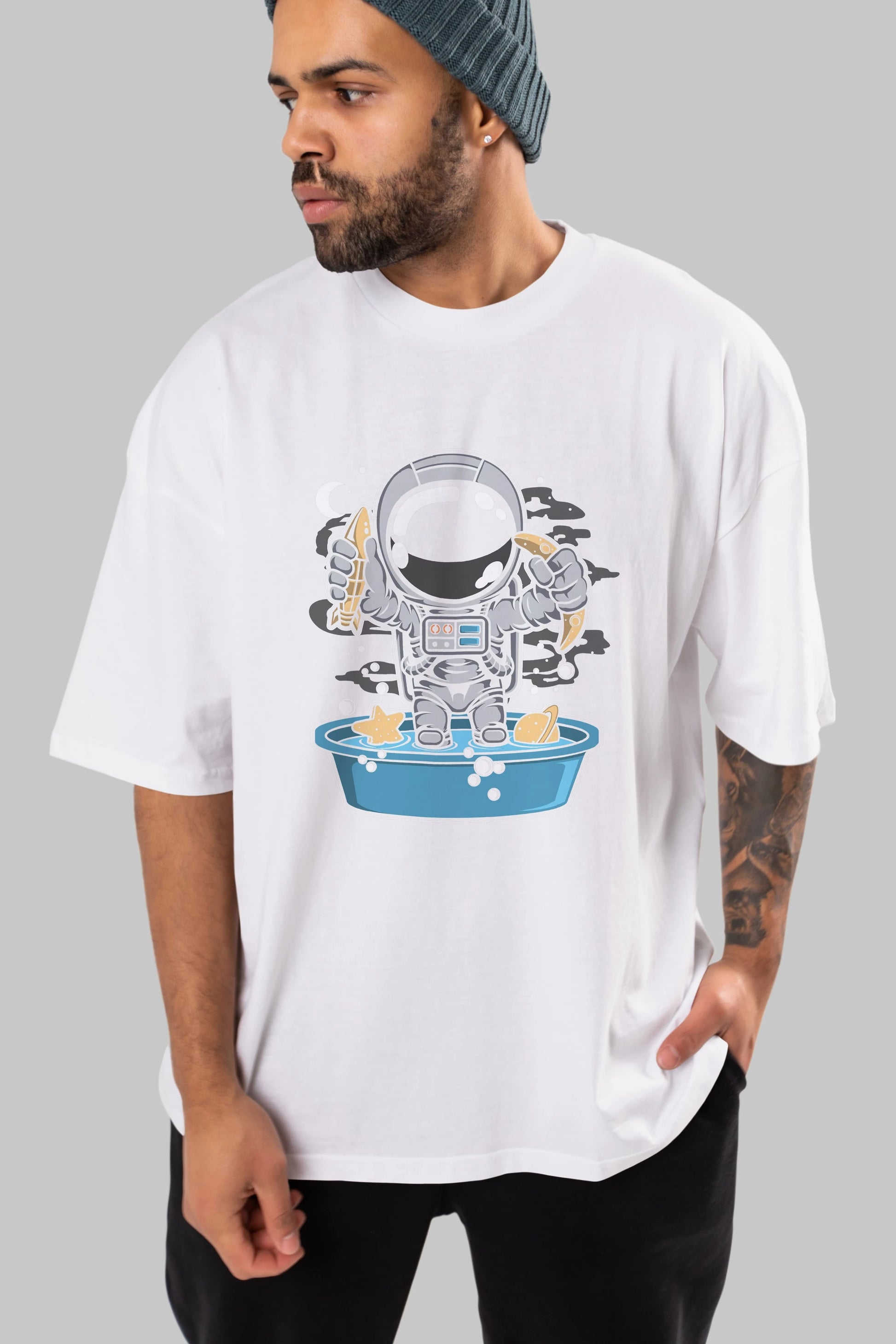 Astronaut Bath Tub Ön Baskılı Oversize t-shirt Erkek Kadın Unisex