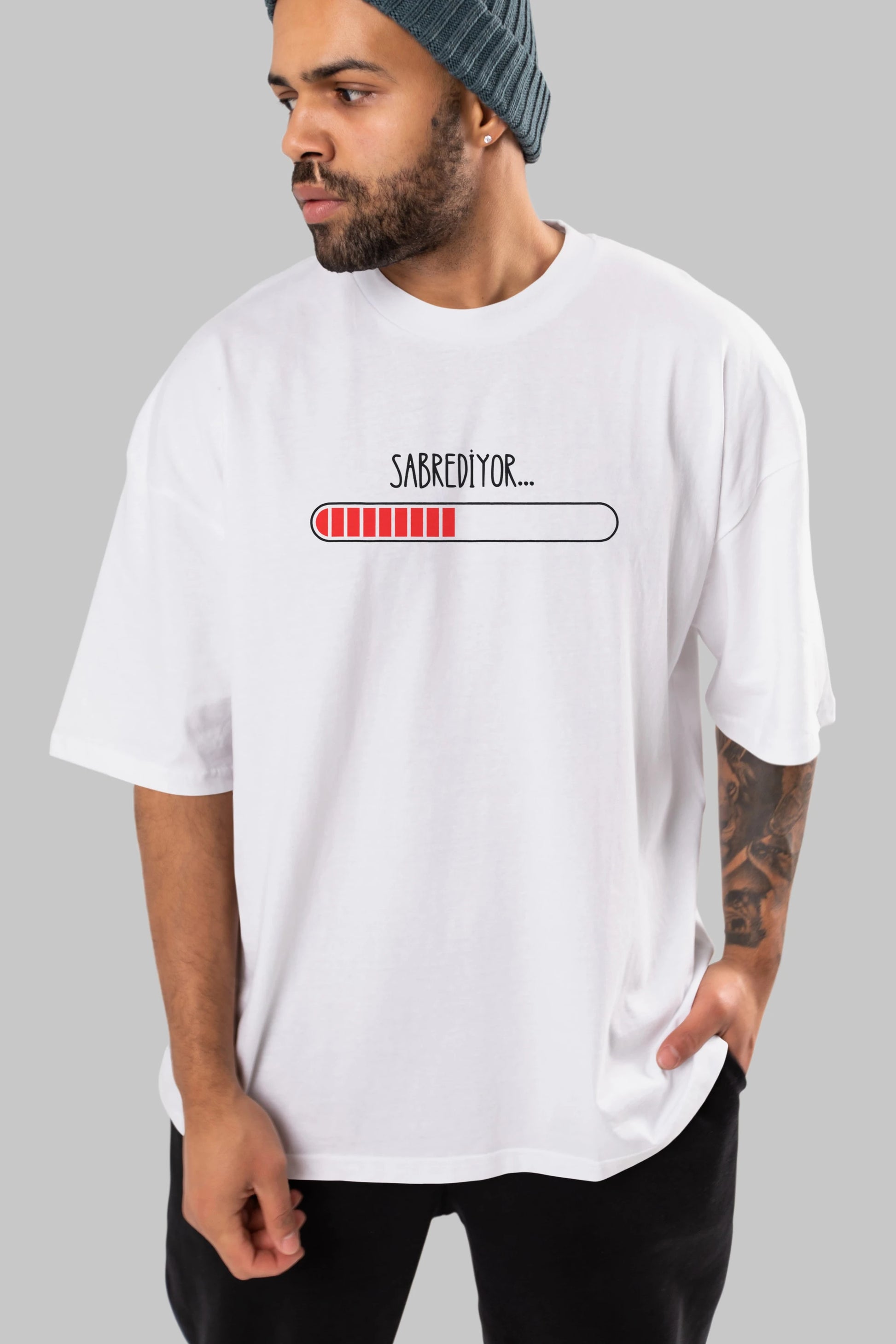 Sabrediyor Yazılı Ön Baskılı Oversize t-shirt Erkek Kadın Unisex