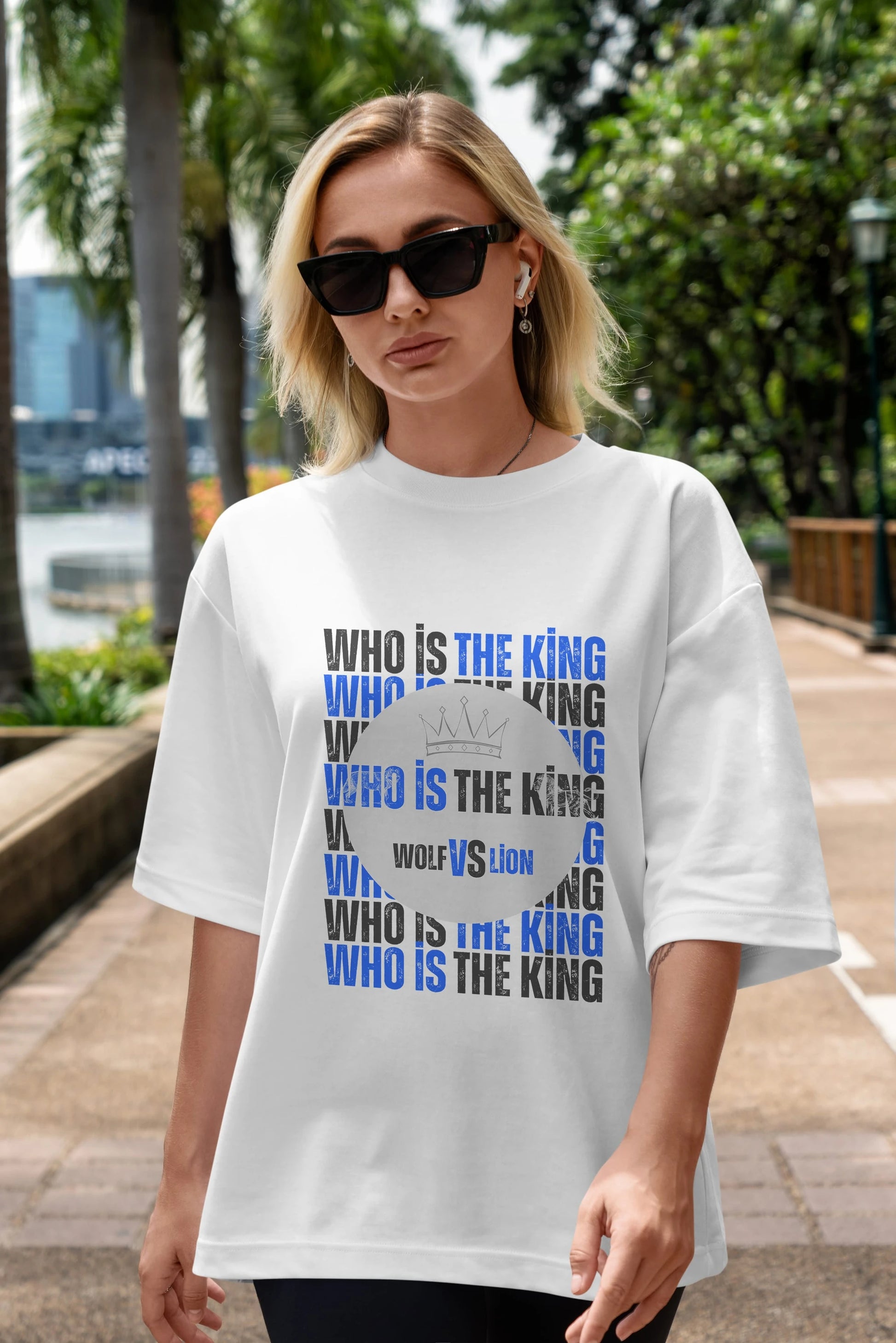 Who Is The King Yazılı Ön Baskılı Oversize t-shirt Erkek Kadın Unisex