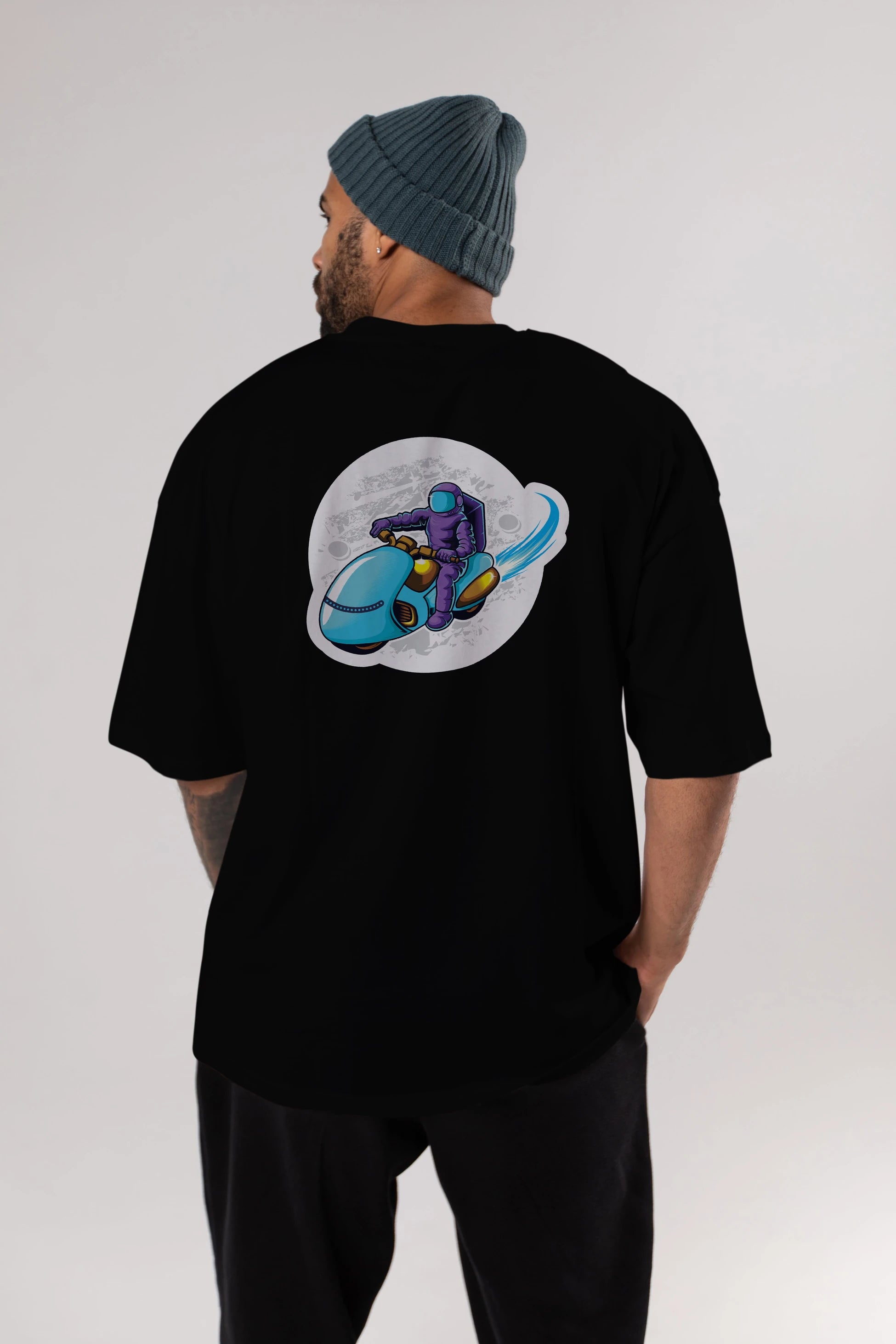 Astrorider in Space Sticker Arka Baskılı Oversize t-shirt Erkek Kadın Unisex