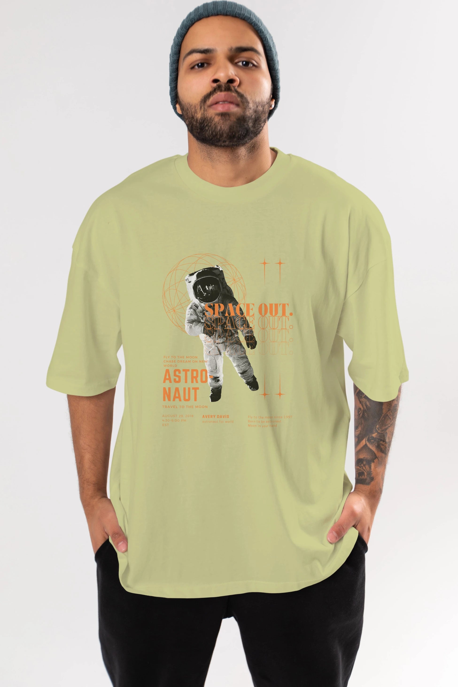 Astronaut Space Out Yazılı Ön Baskılı Oversize t-shirt Erkek Kadın Unisex