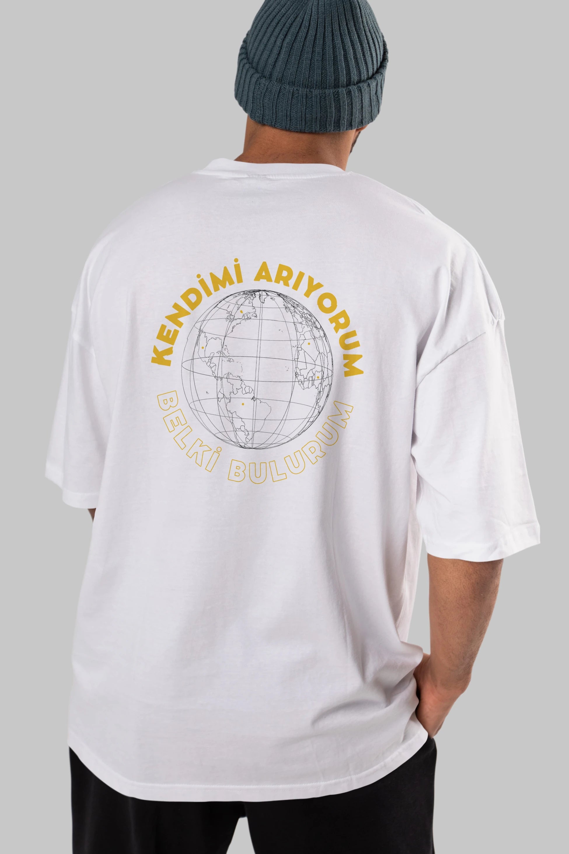 Kendimi Arıyorum Yazılı Arka Baskılı Oversize t-shirt Erkek Kadın Unisex