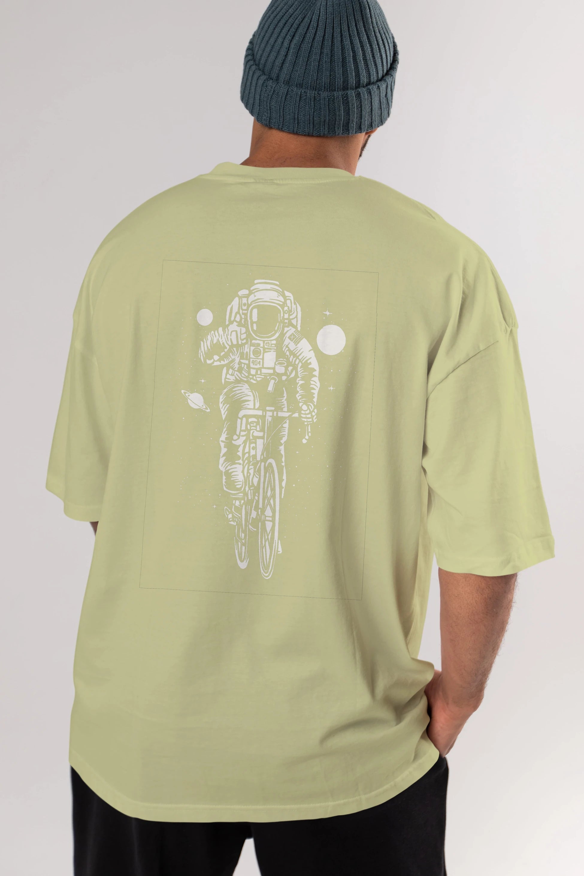 Astronaut Bicycle Arka Baskılı Oversize t-shirt Erkek Kadın Unisex %100 Pamuk